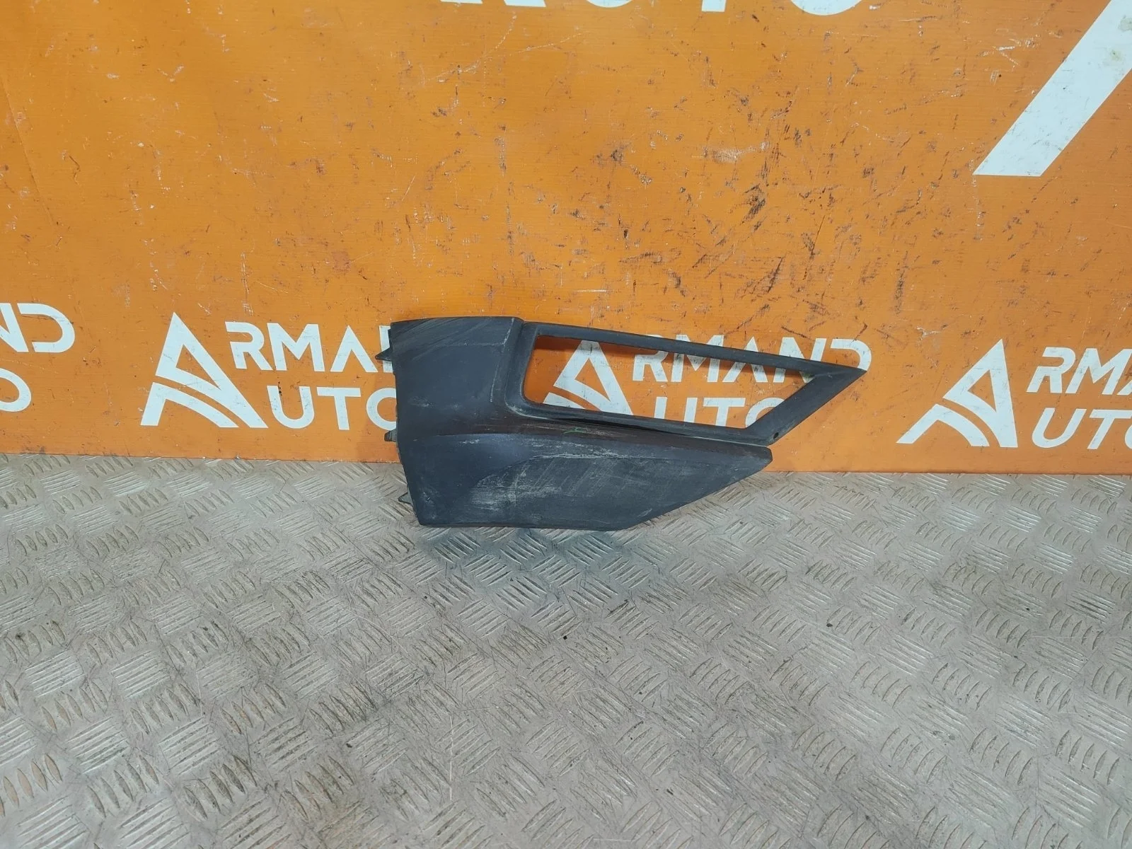 Окантовка птф Volkswagen Tiguan 2016-2020