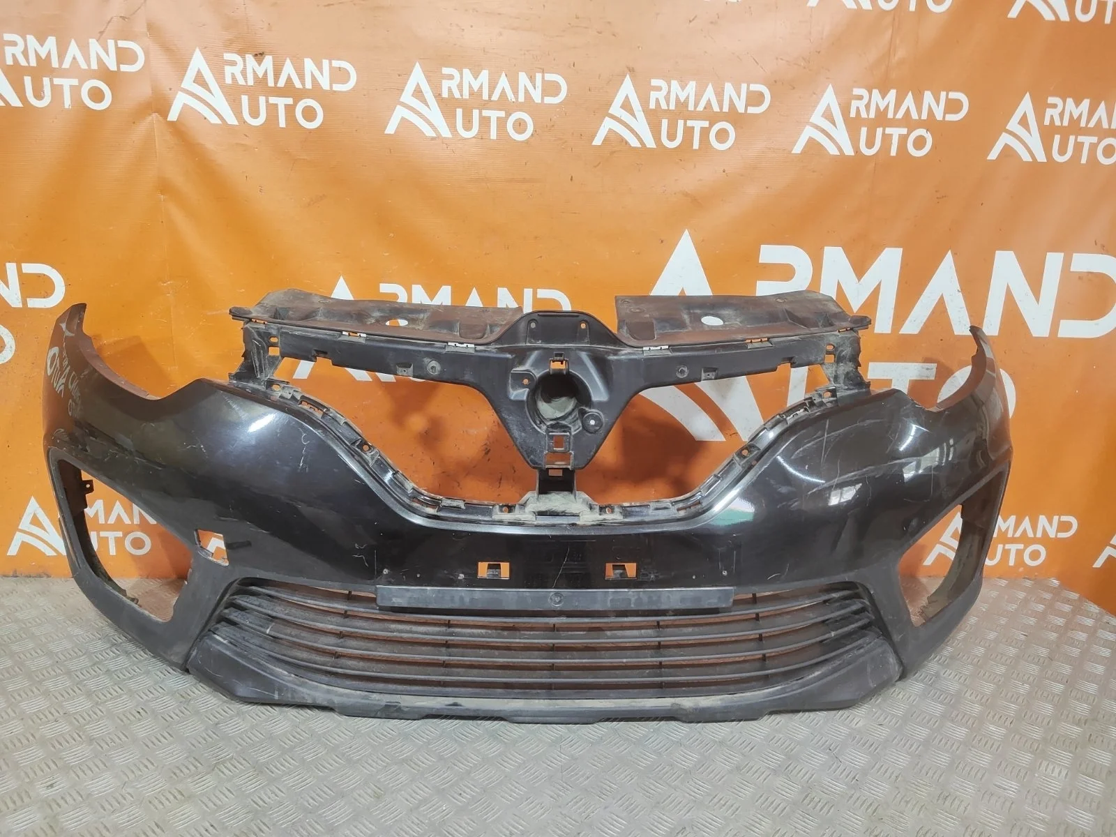 Бампер Renault Kaptur 2016-нв