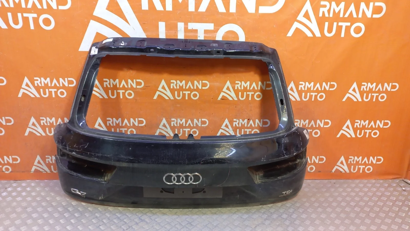 Дверь багажника Audi Q7 2015-2020 4M