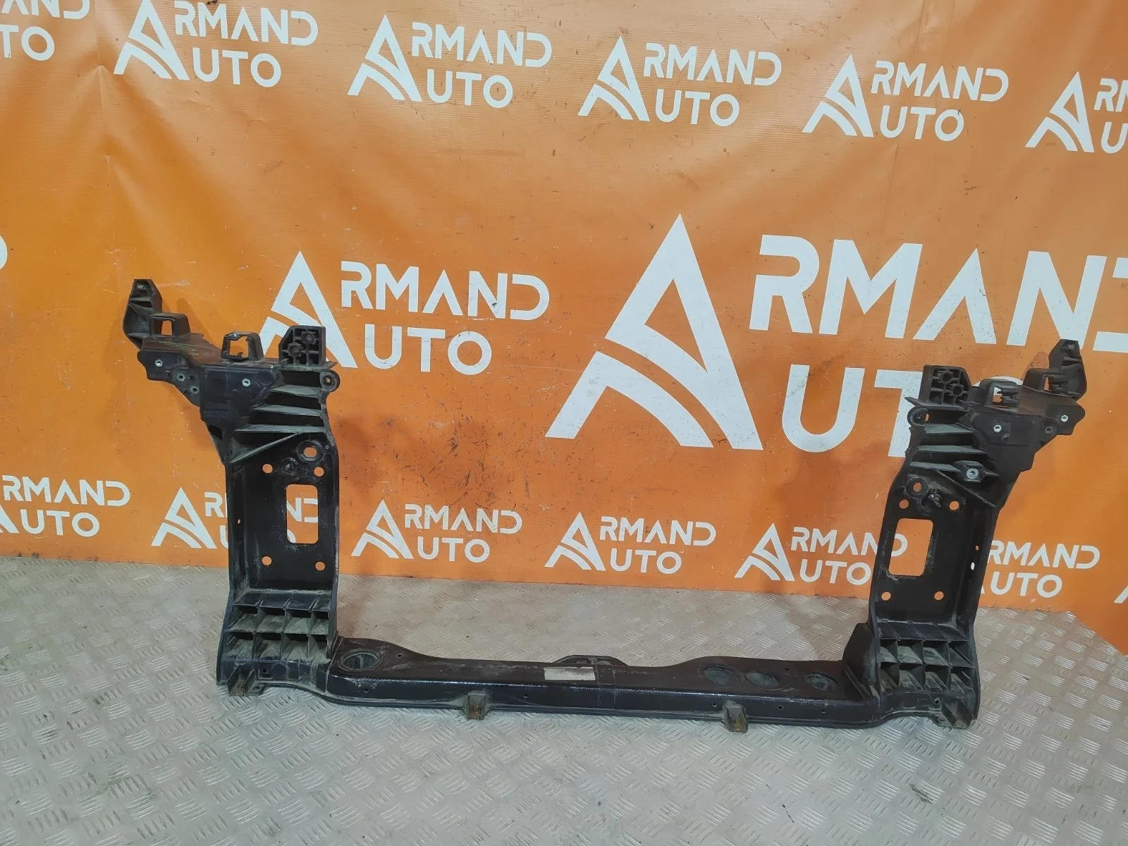 Панель передняя (суппорт радиатора) Hyundai Tucson 2015-2021 3