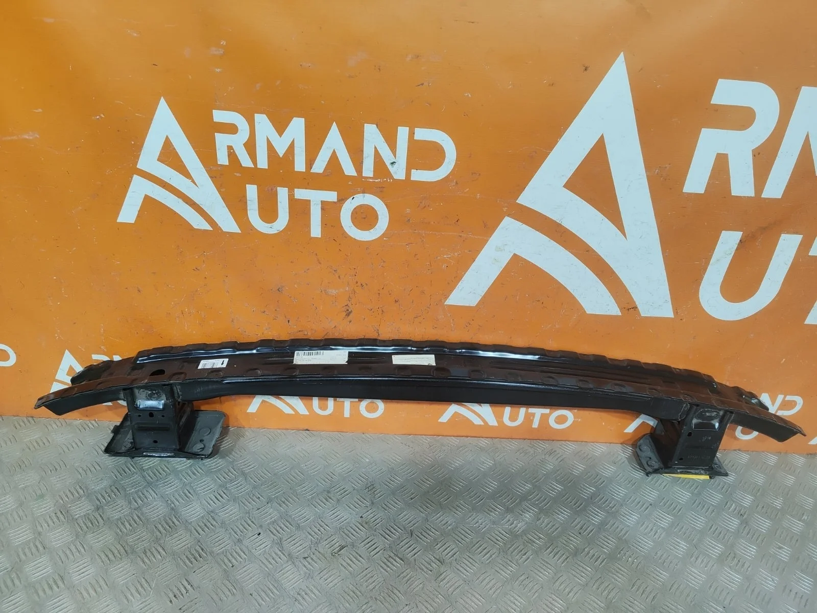 Усилитель бампера Mercedes -Class 2016-нв W213