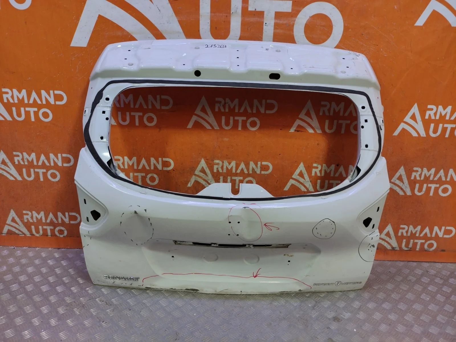 Дверь багажника Renault Kaptur 2016-нв