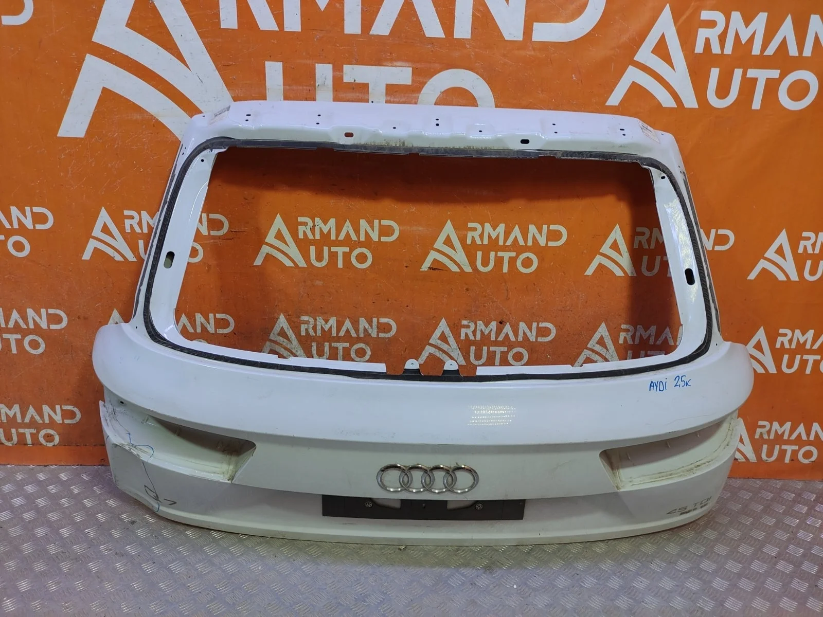 Дверь багажника Audi Q7 2015-2020 4M