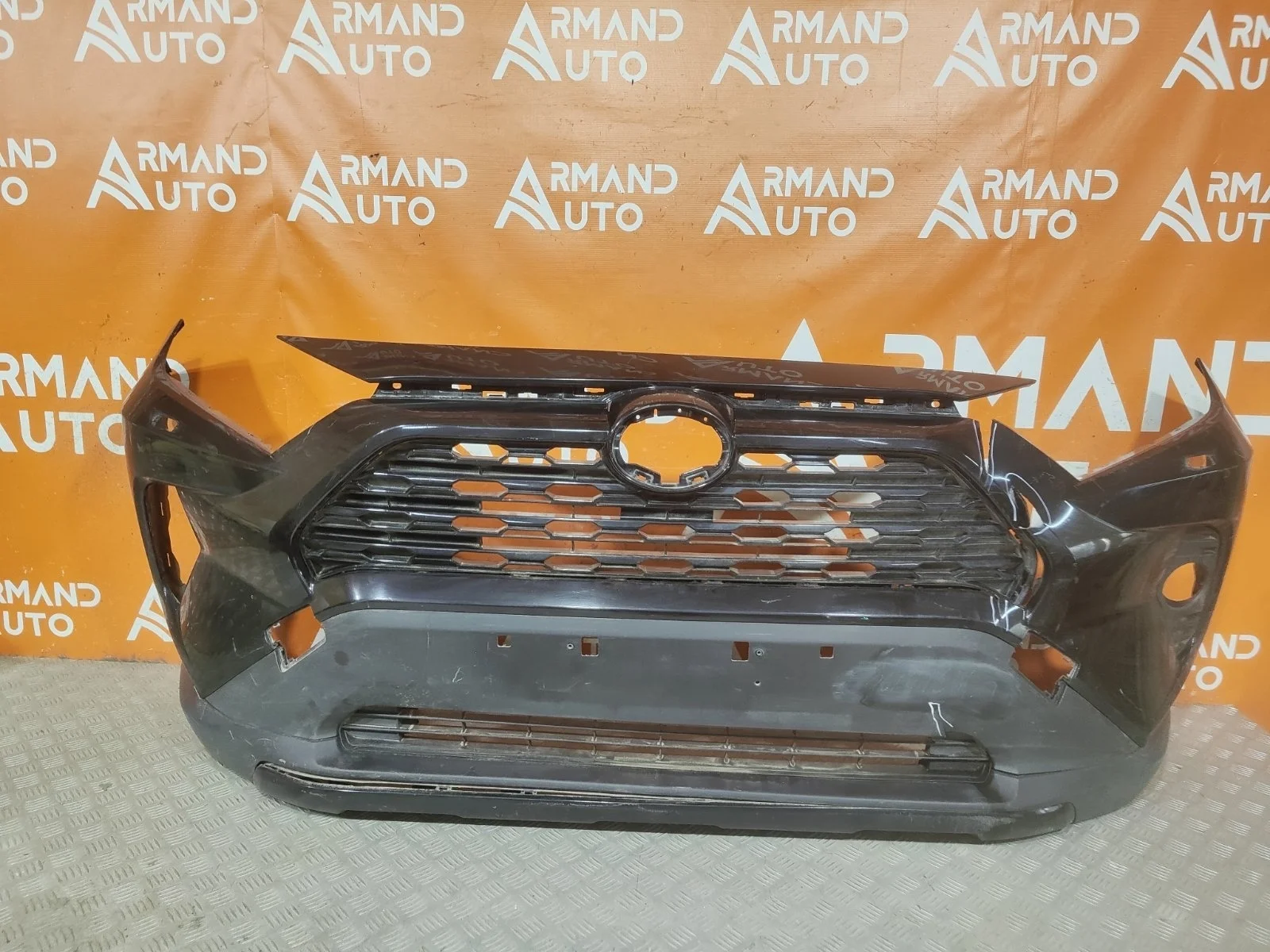 Бампер Toyota RAV4 2018-нв 5 XA50