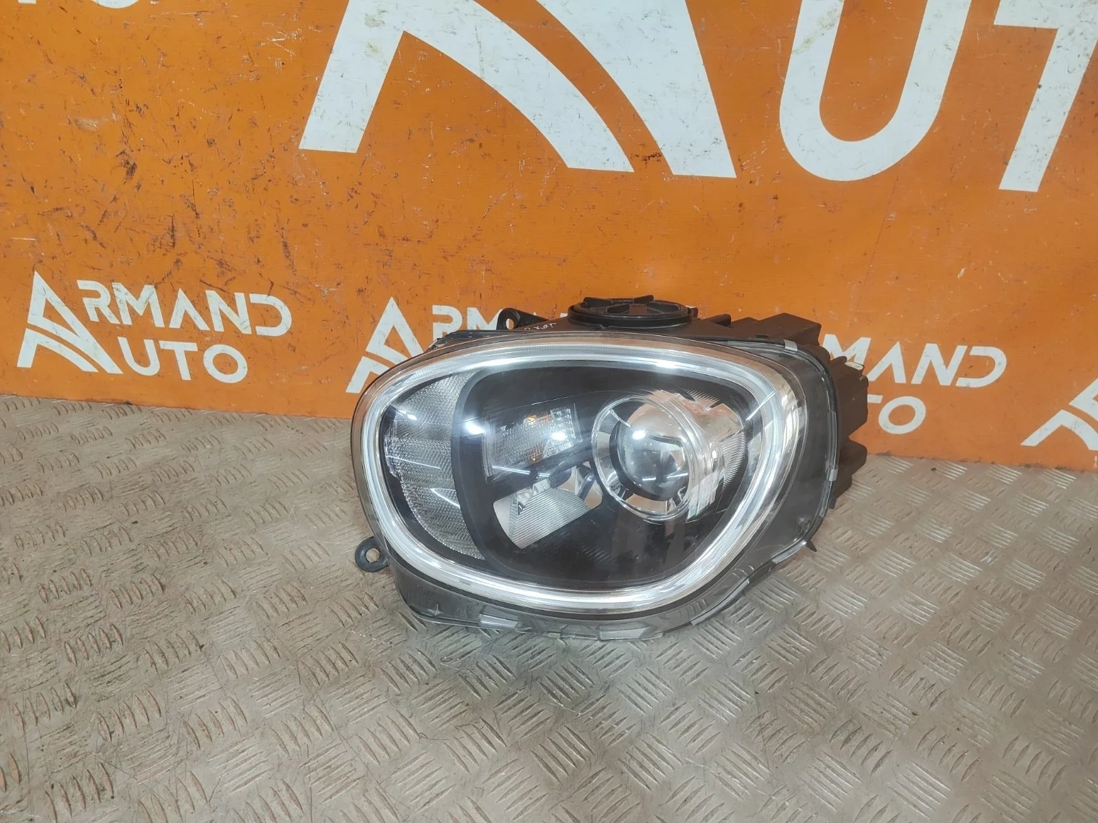 Фара Mini Countryman 2016-нв F60