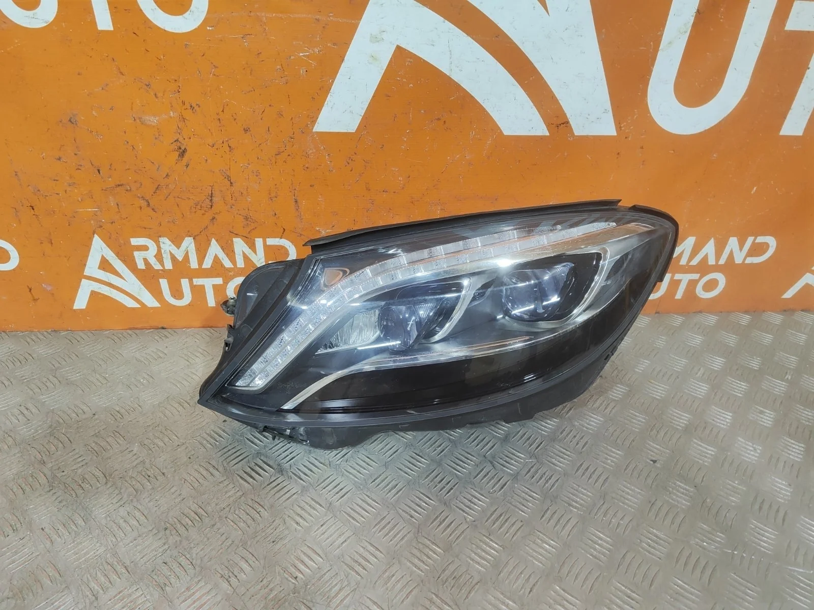 Фара Mercedes -Class 2013-2017 W222