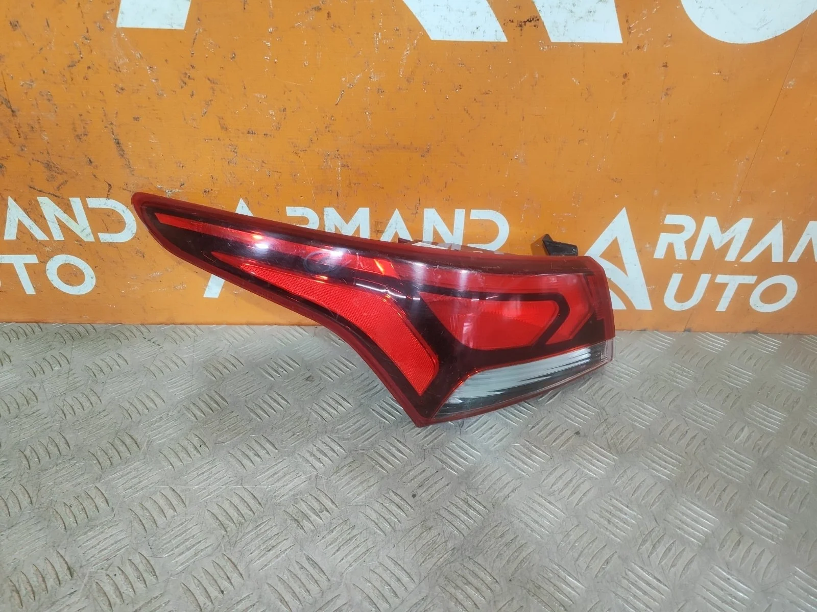 Фонарь внешний Hyundai Solaris 2017-нв