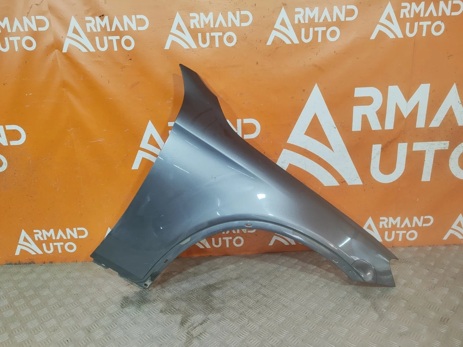 Крыло Mercedes GLC-Class 2015-нв X253