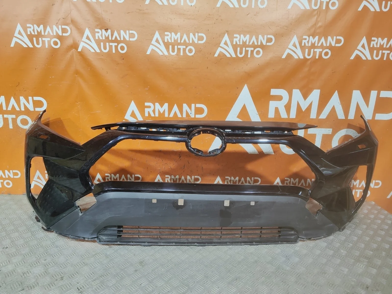 Бампер Toyota RAV4 2018-нв 5 XA50