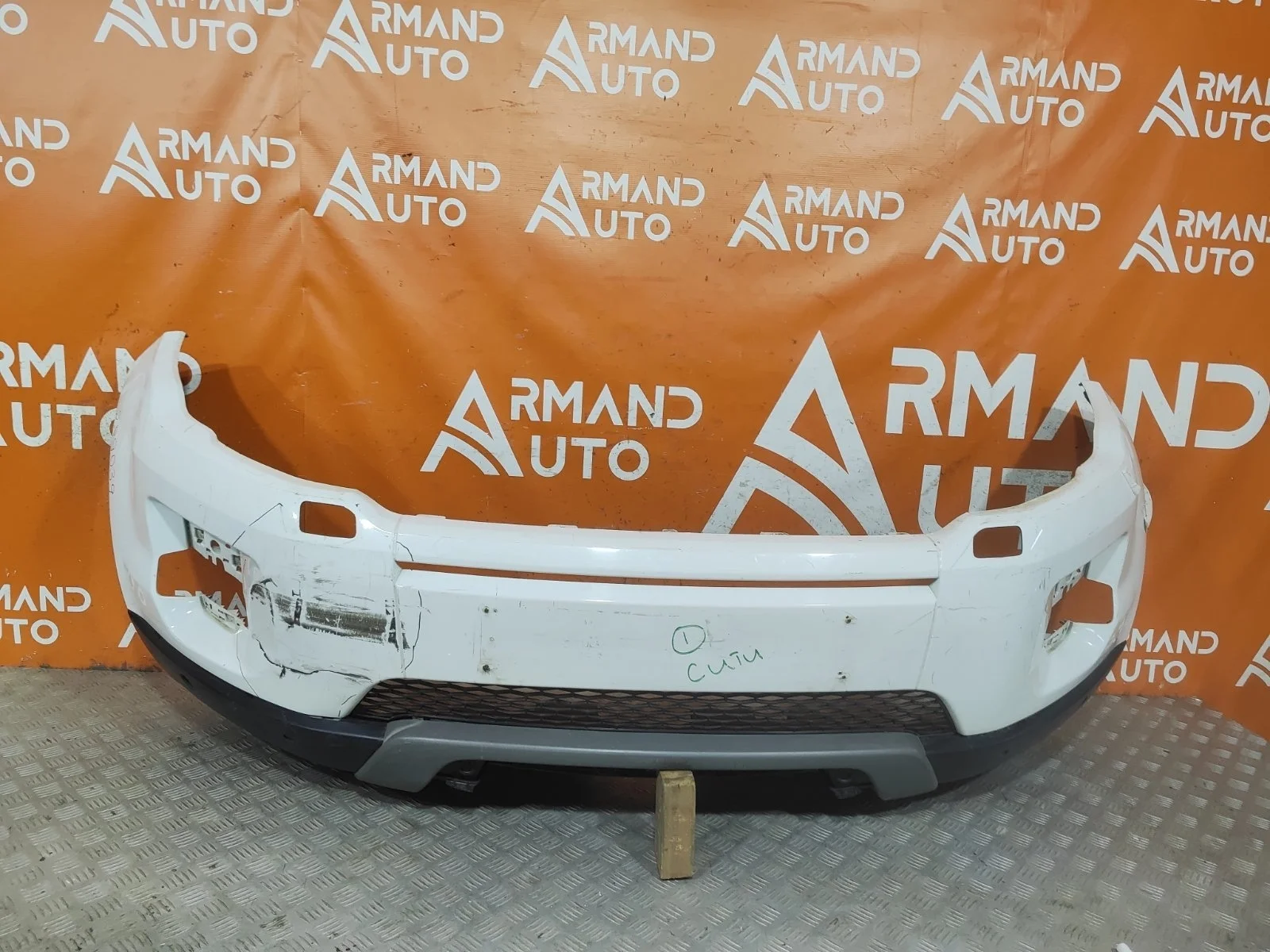 Бампер Land Rover Range Evoque 2011-2015 L538