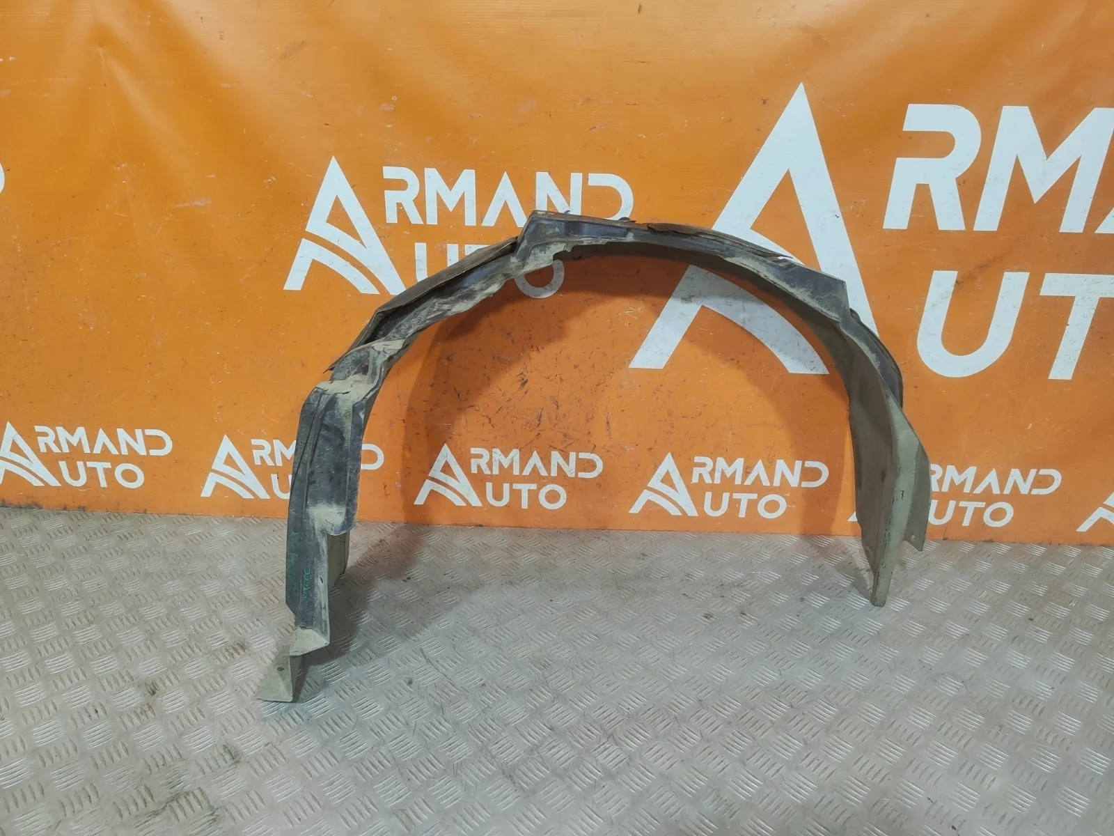 Подкрылок Mitsubishi Outlander 2012-нв 3