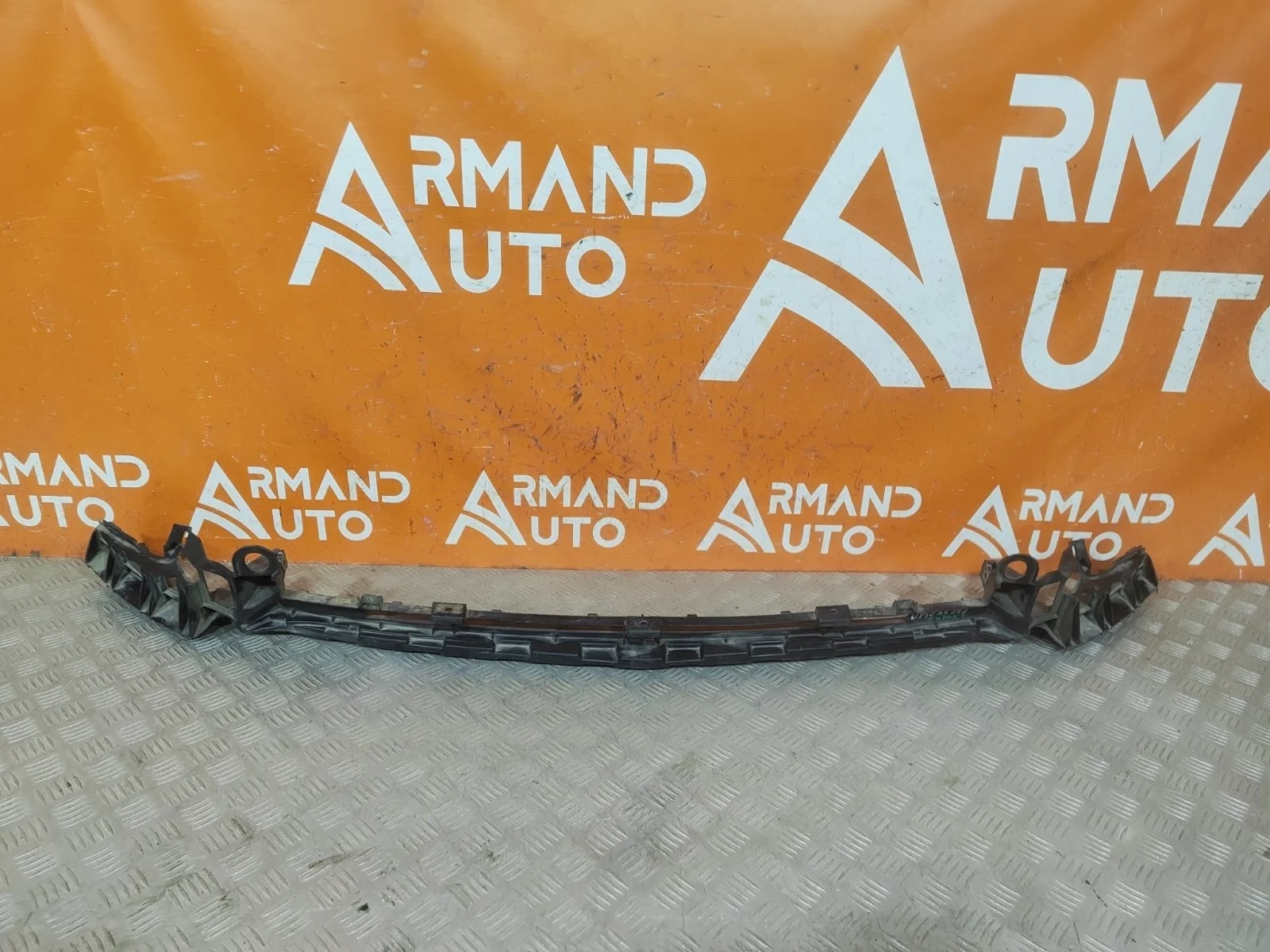 Кронштейн бампера Mercedes -Class 2016-2020 W213, S213, C238