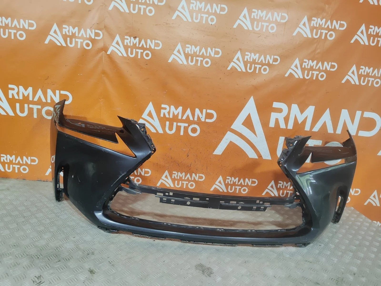 Бампер Lexus NX 2014-2017