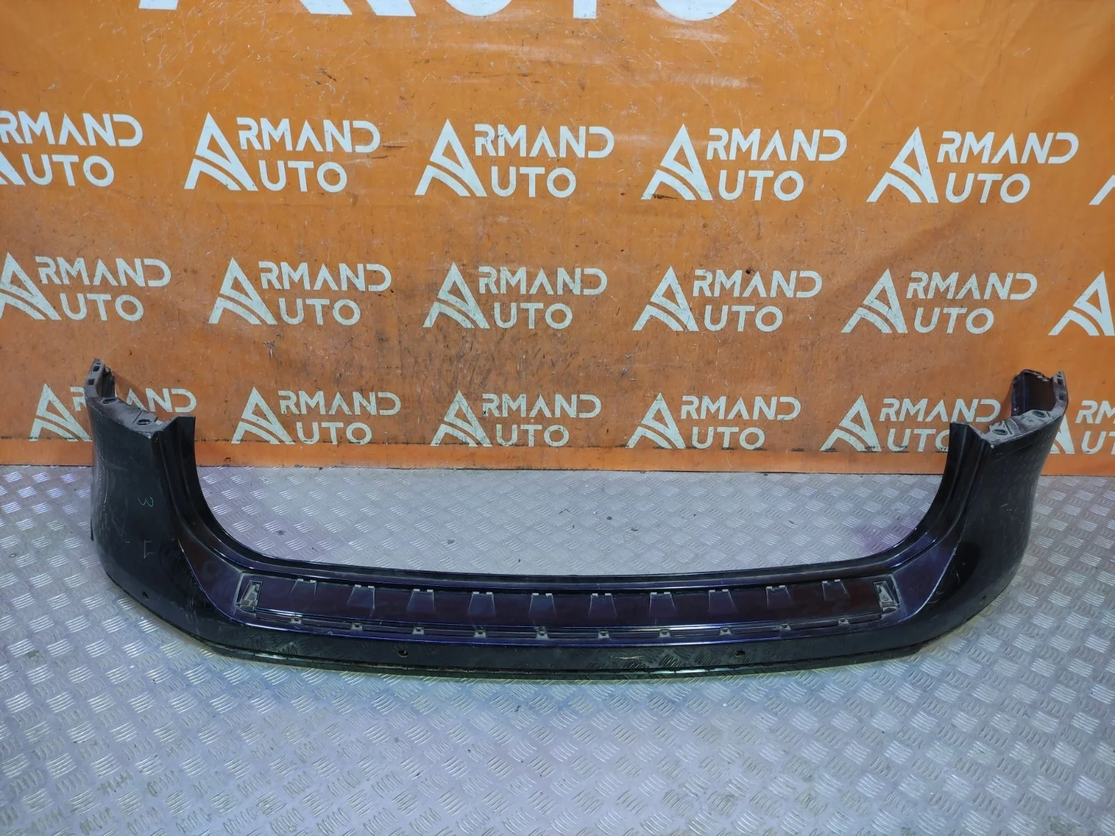 Бампер Volkswagen Touareg 2010-2014