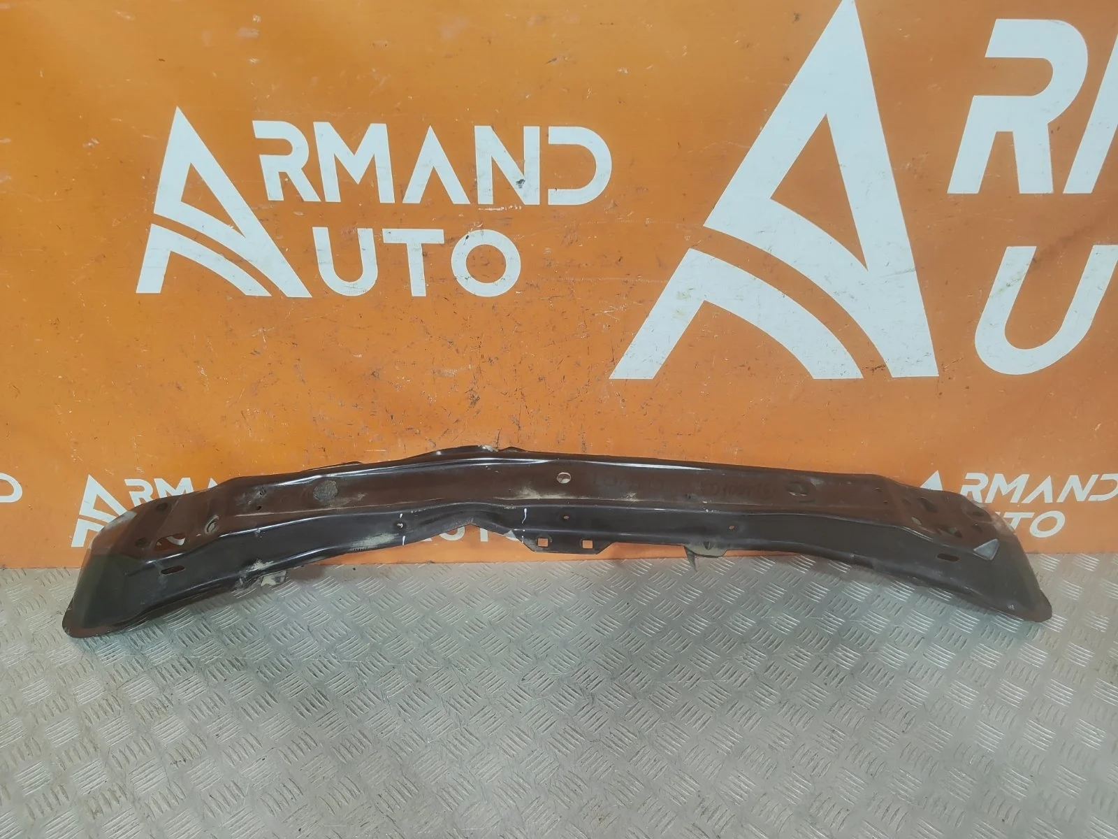 Усилитель бампера Renault Arkana 2019-нв