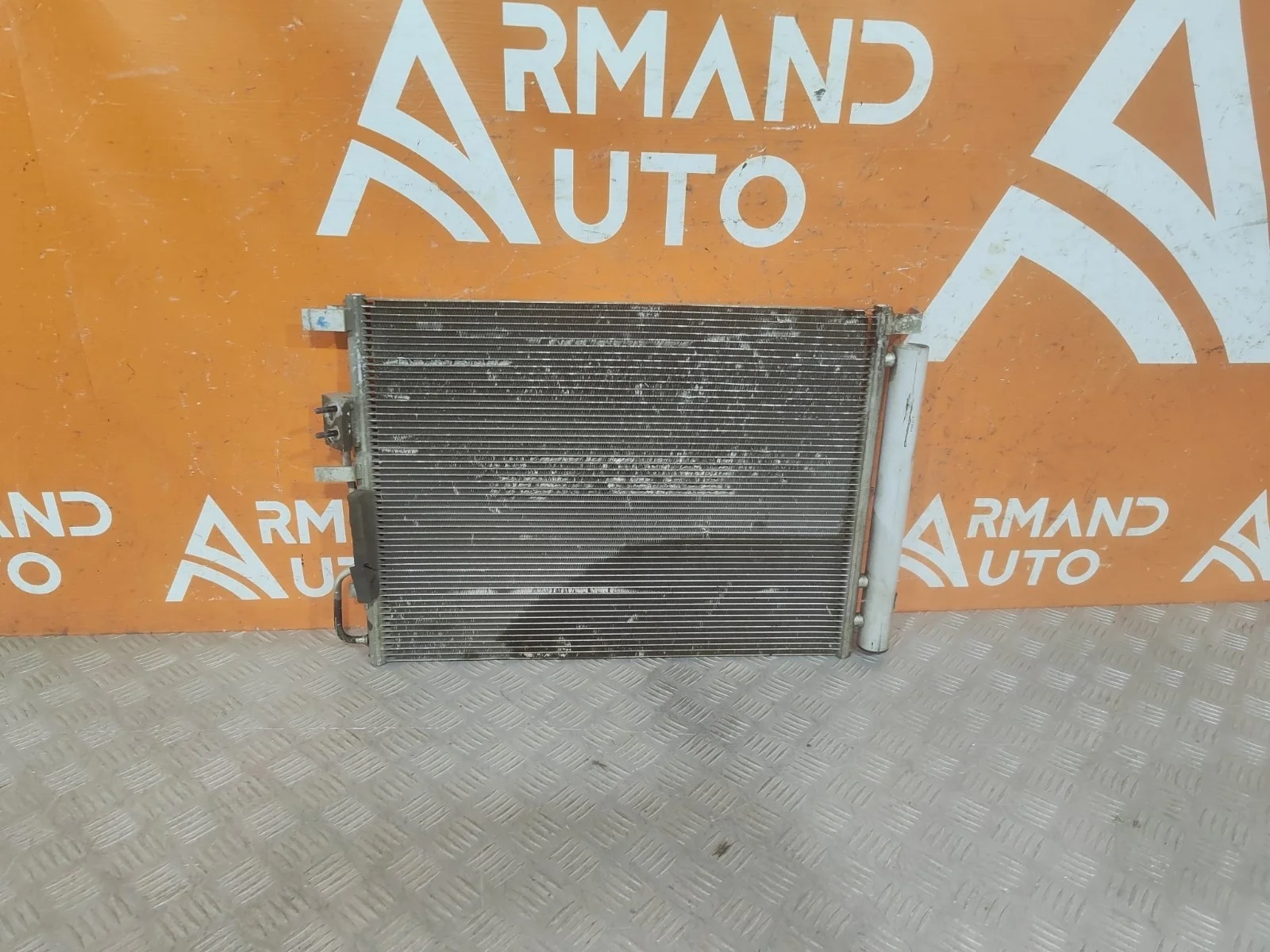 Радиатор кондиционера Hyundai Tucson 2015-2021 3