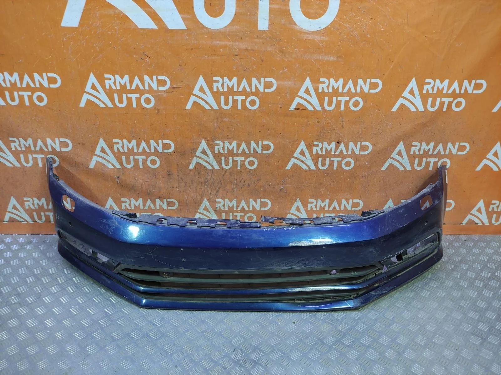 Бампер Volkswagen Jetta 2014-2018 6