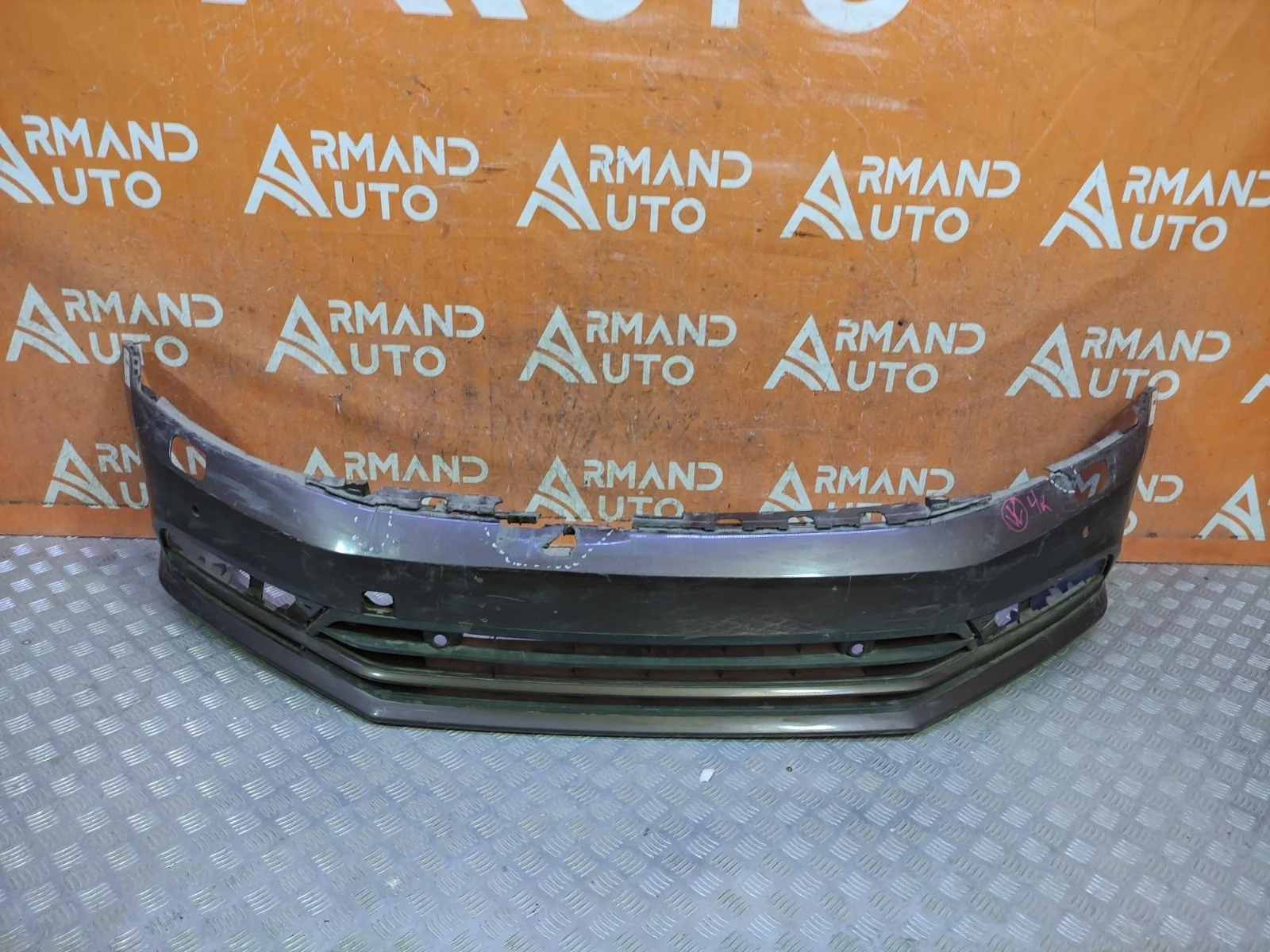 Бампер Volkswagen Jetta 2014-2018 6