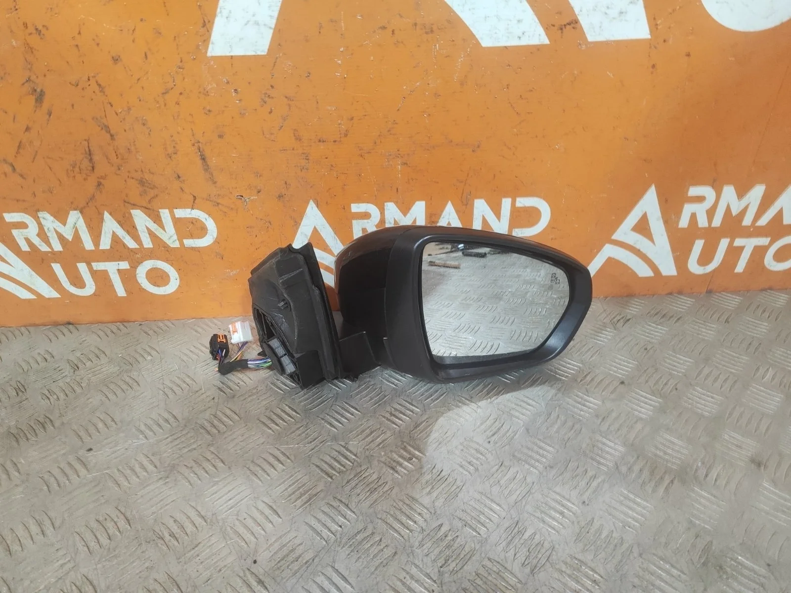 Зеркало Peugeot 5008 2017-нв