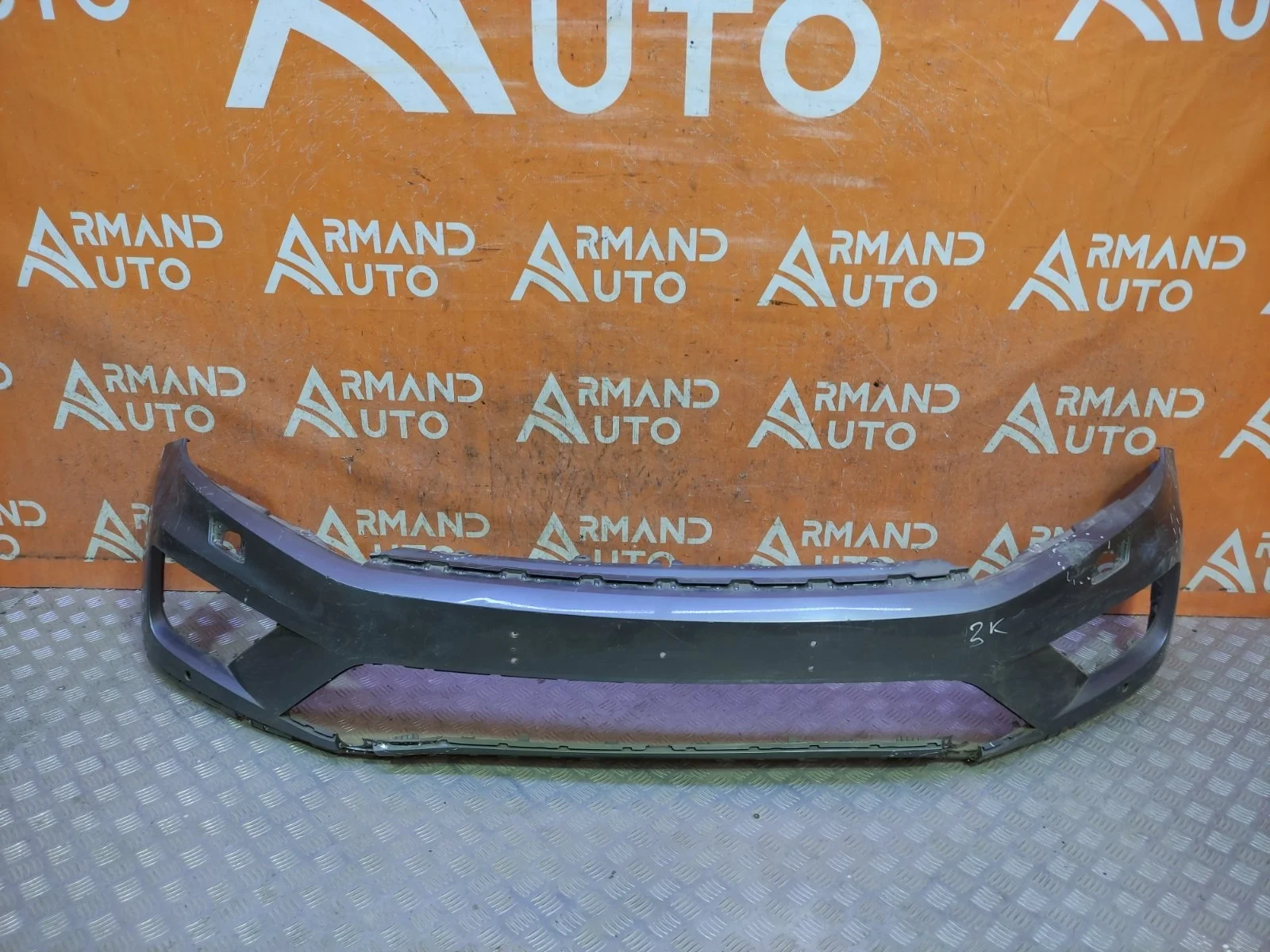 Бампер Volkswagen Touareg 2014-2018