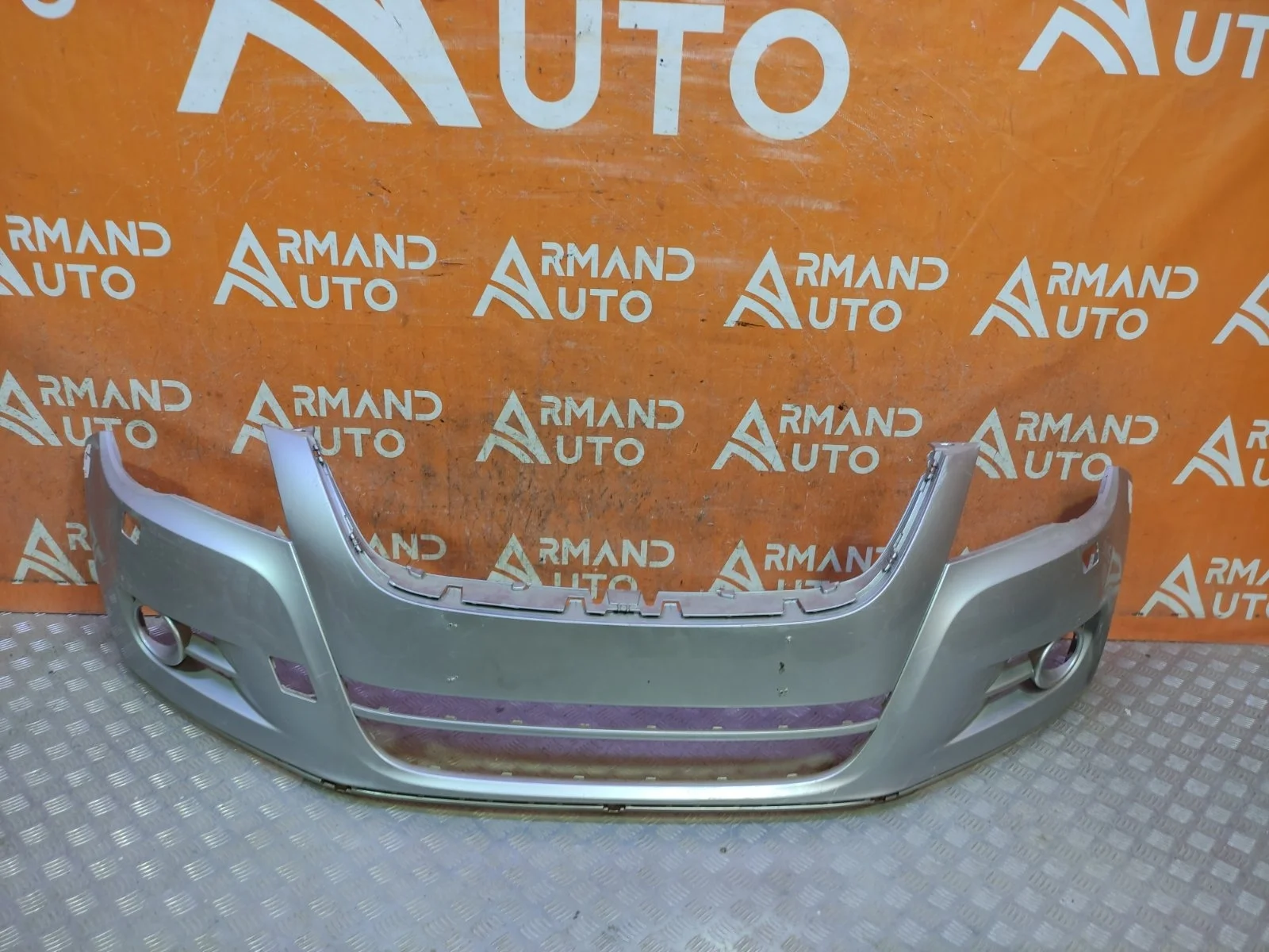 Бампер Volkswagen Tiguan 2007-2011