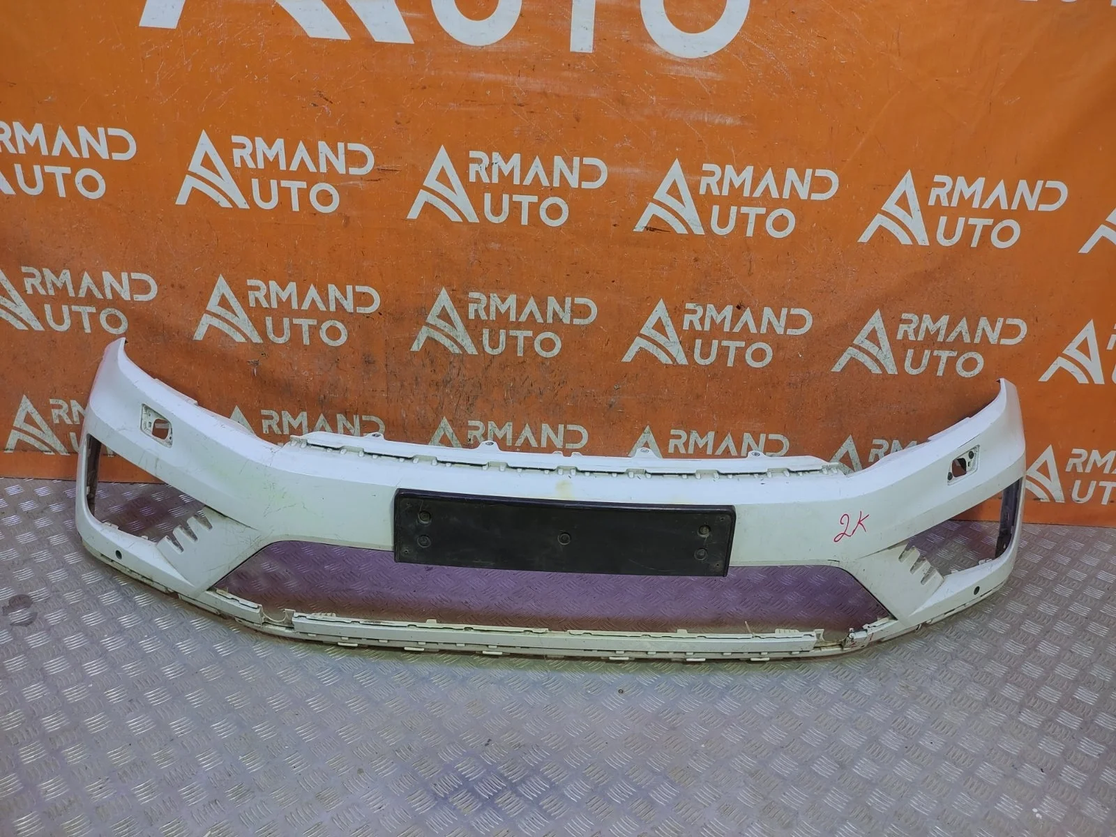 Бампер Volkswagen Touareg 2014-2018