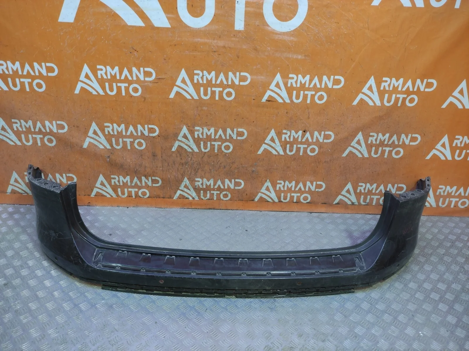 Бампер Volkswagen Touareg 2014-2018