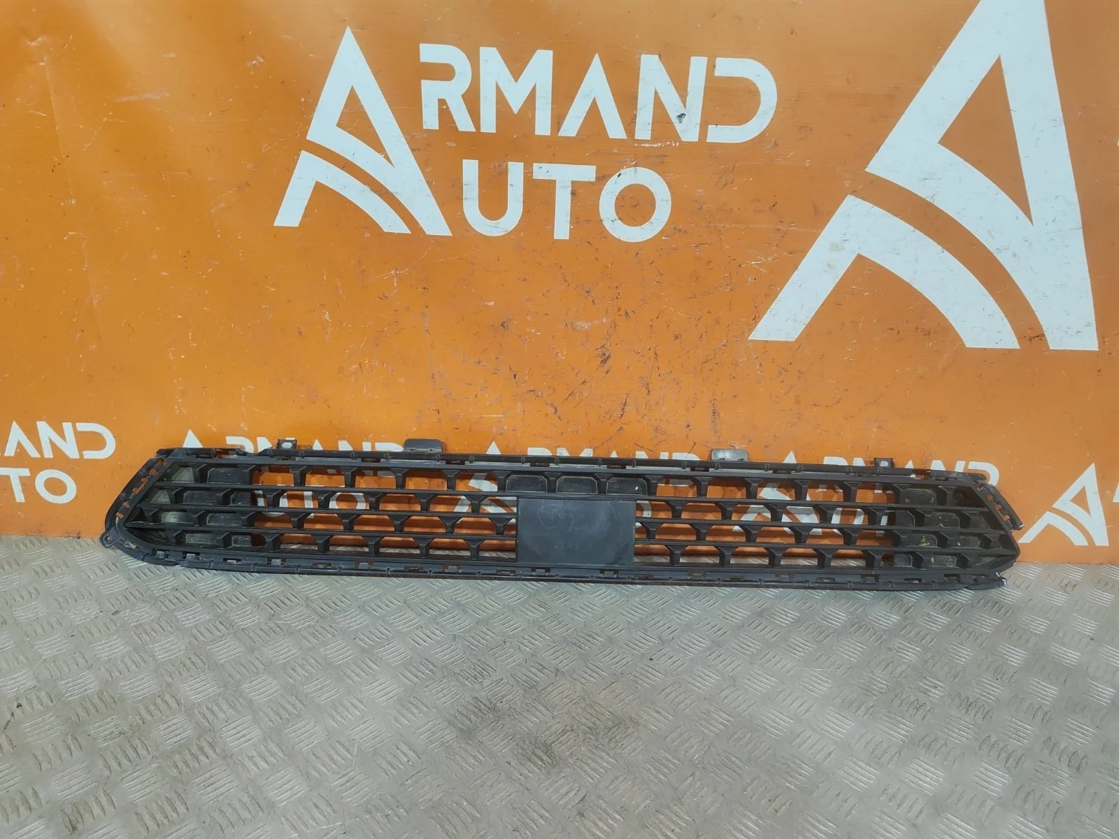 Решетка бампера Hyundai Santa Fe 2020-нв 4 TM