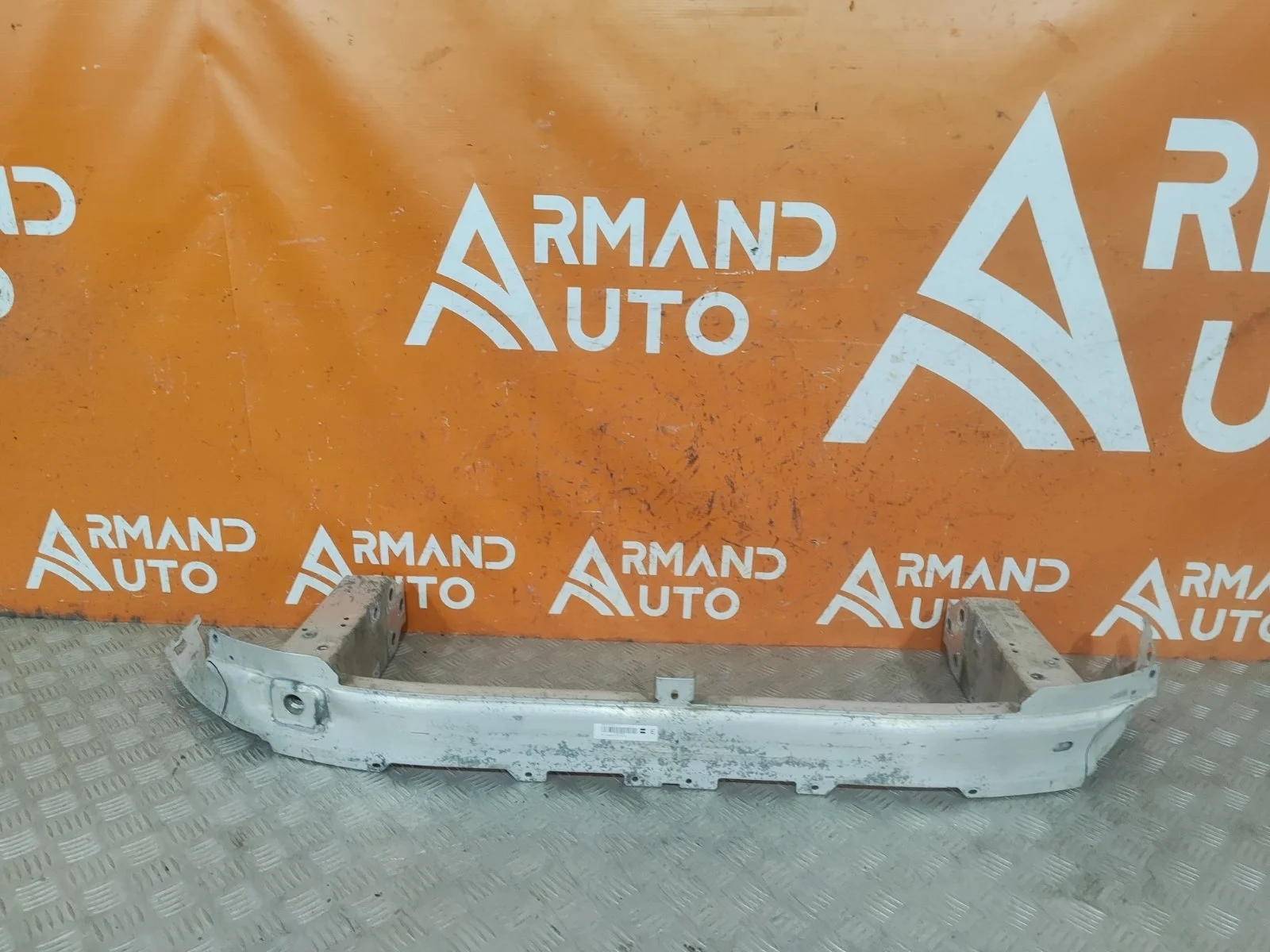 Усилитель бампера BMW 5 series 2016-нв G30 G31