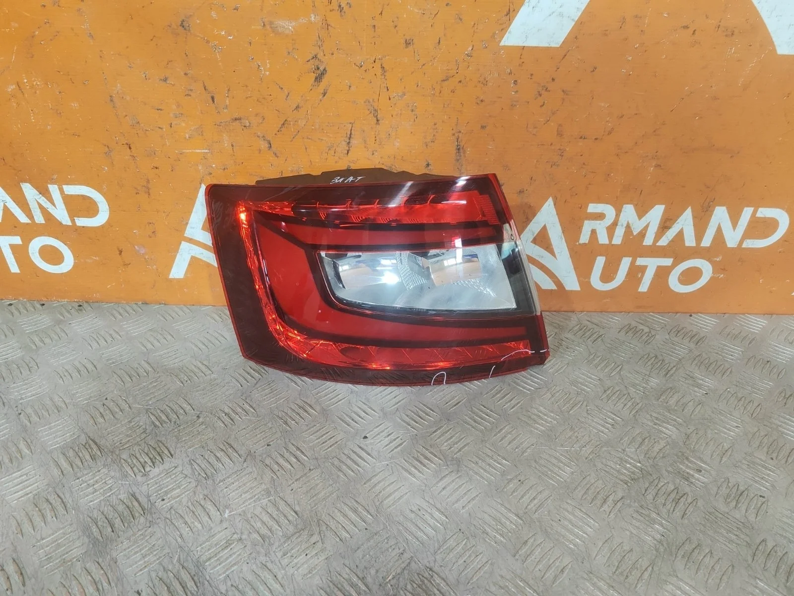 Фонарь Skoda Octavia 2017-2020 3 A7 (5E)