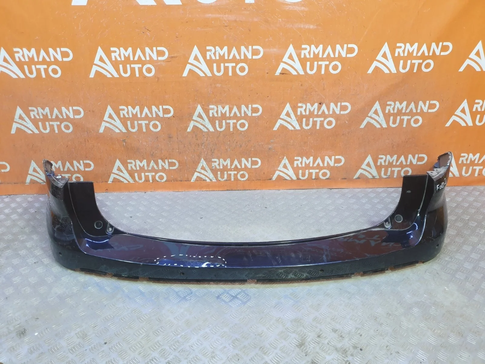 Бампер Ford Explorer 2015-2017 U502