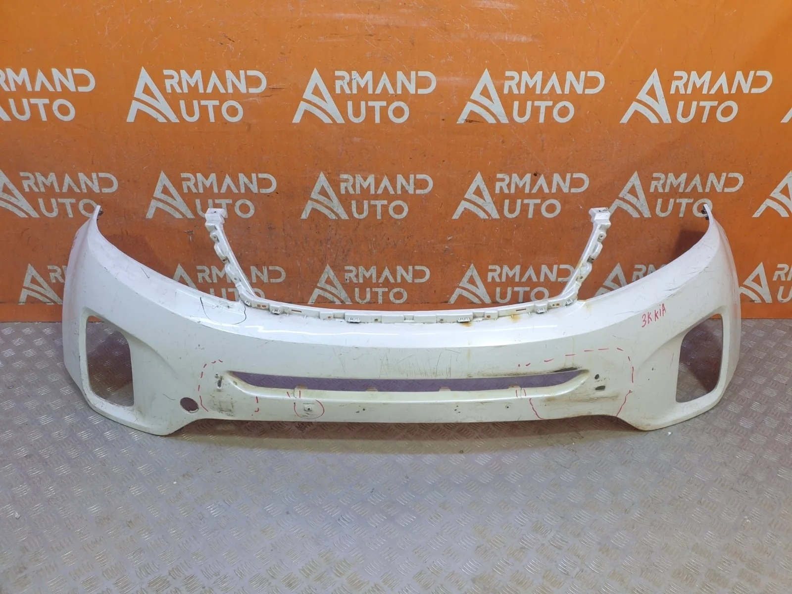 Бампер Kia Sorento 2012-2019 XM