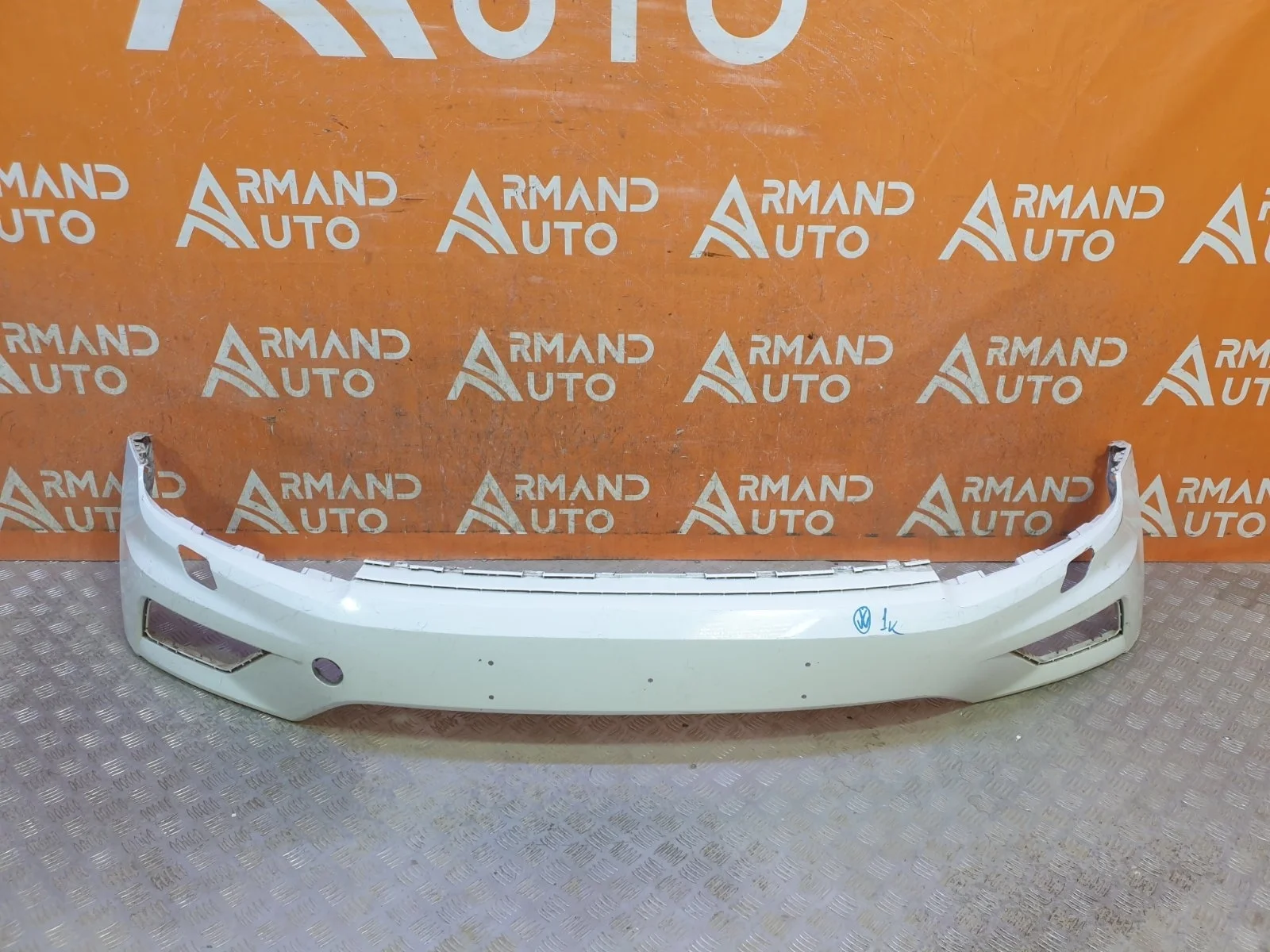 Бампер Volkswagen Tiguan 2016-2020