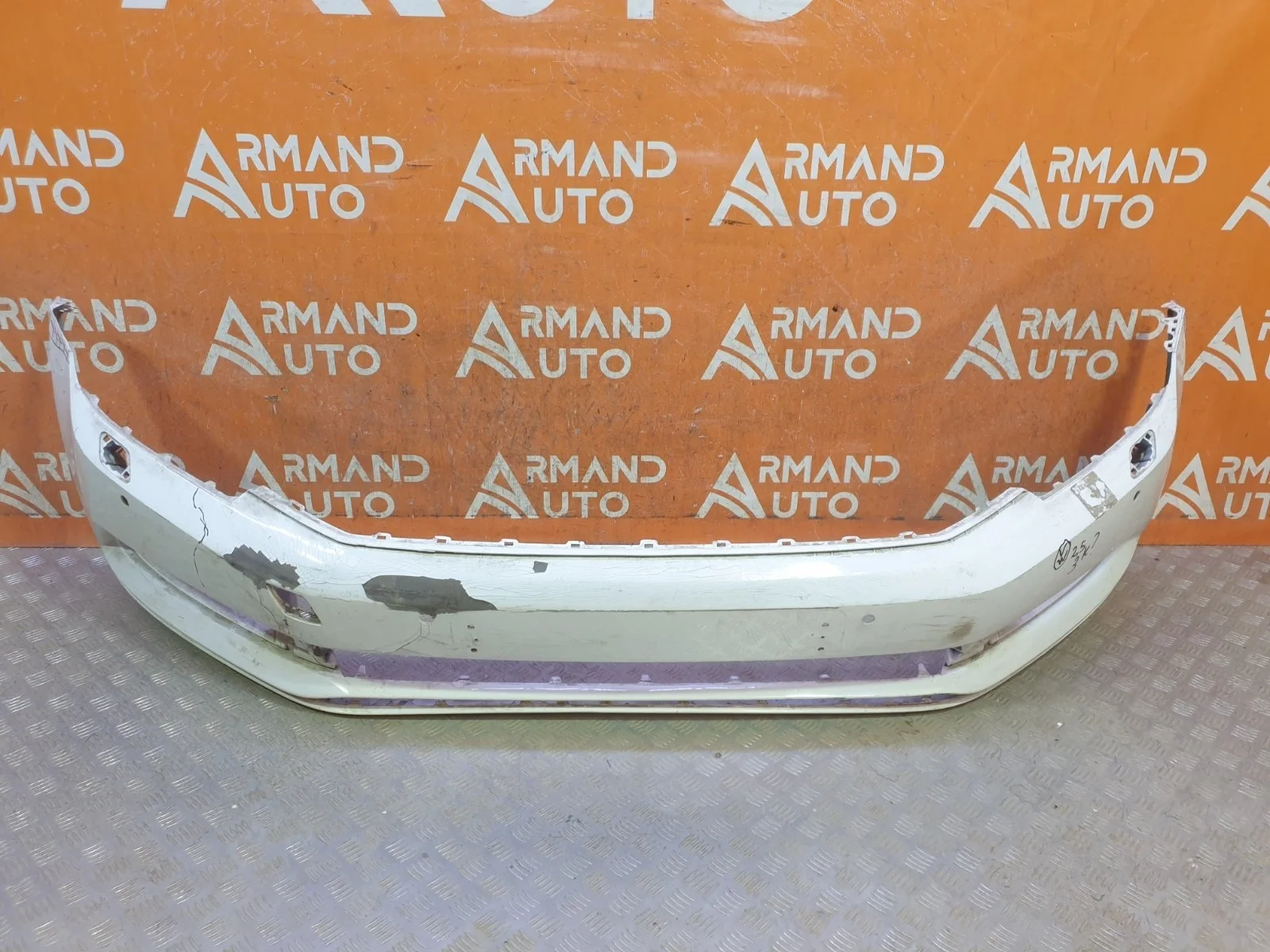 Бампер Volkswagen Passat 2014-2020 B8