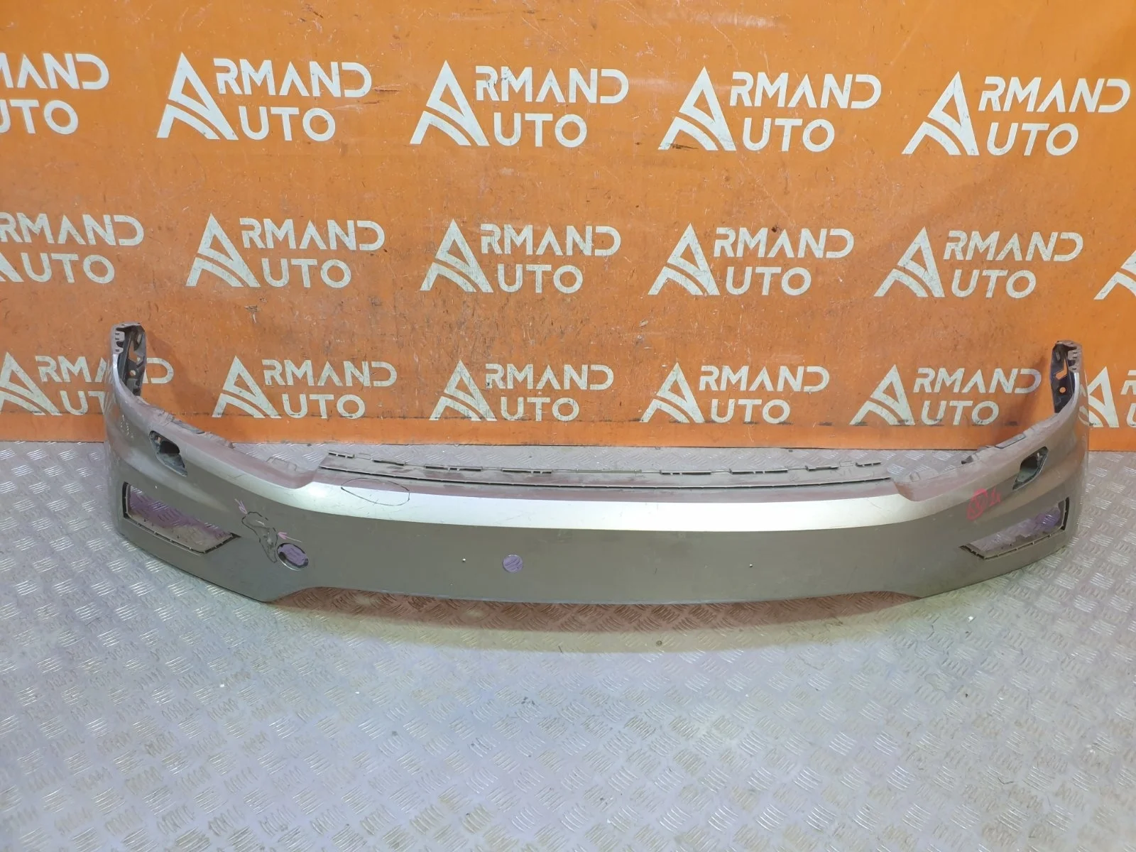 Бампер Volkswagen Tiguan 2016-2020