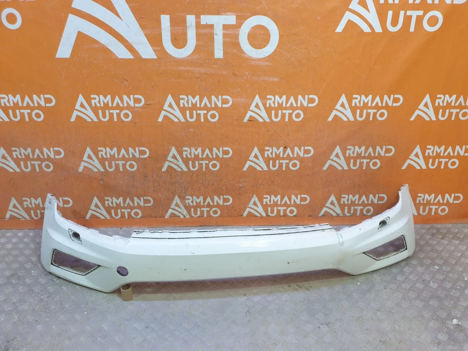 Бампер Volkswagen Tiguan 2016-2020