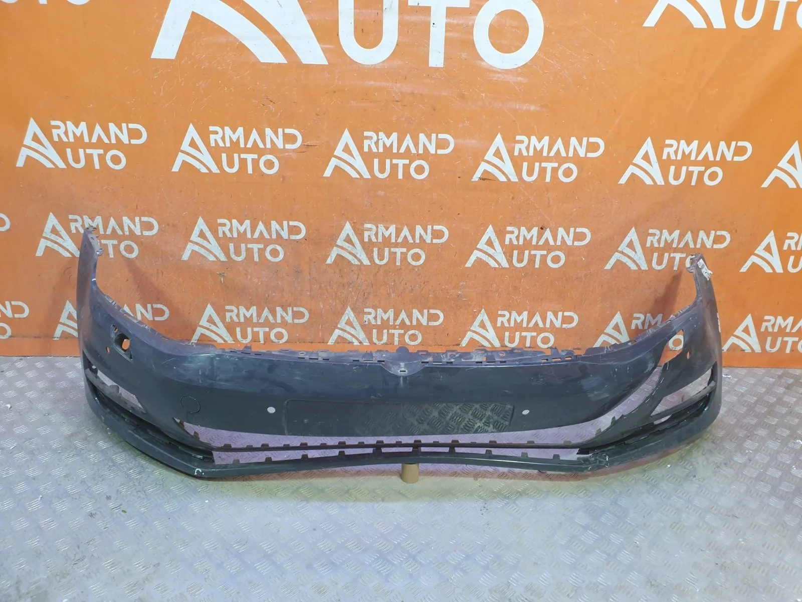 Бампер Volkswagen Golf 2012-2017