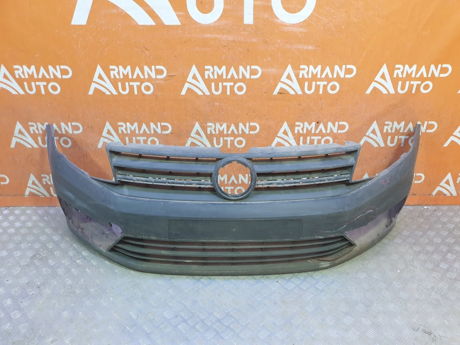 Бампер Volkswagen Caddy 2015-2020 4