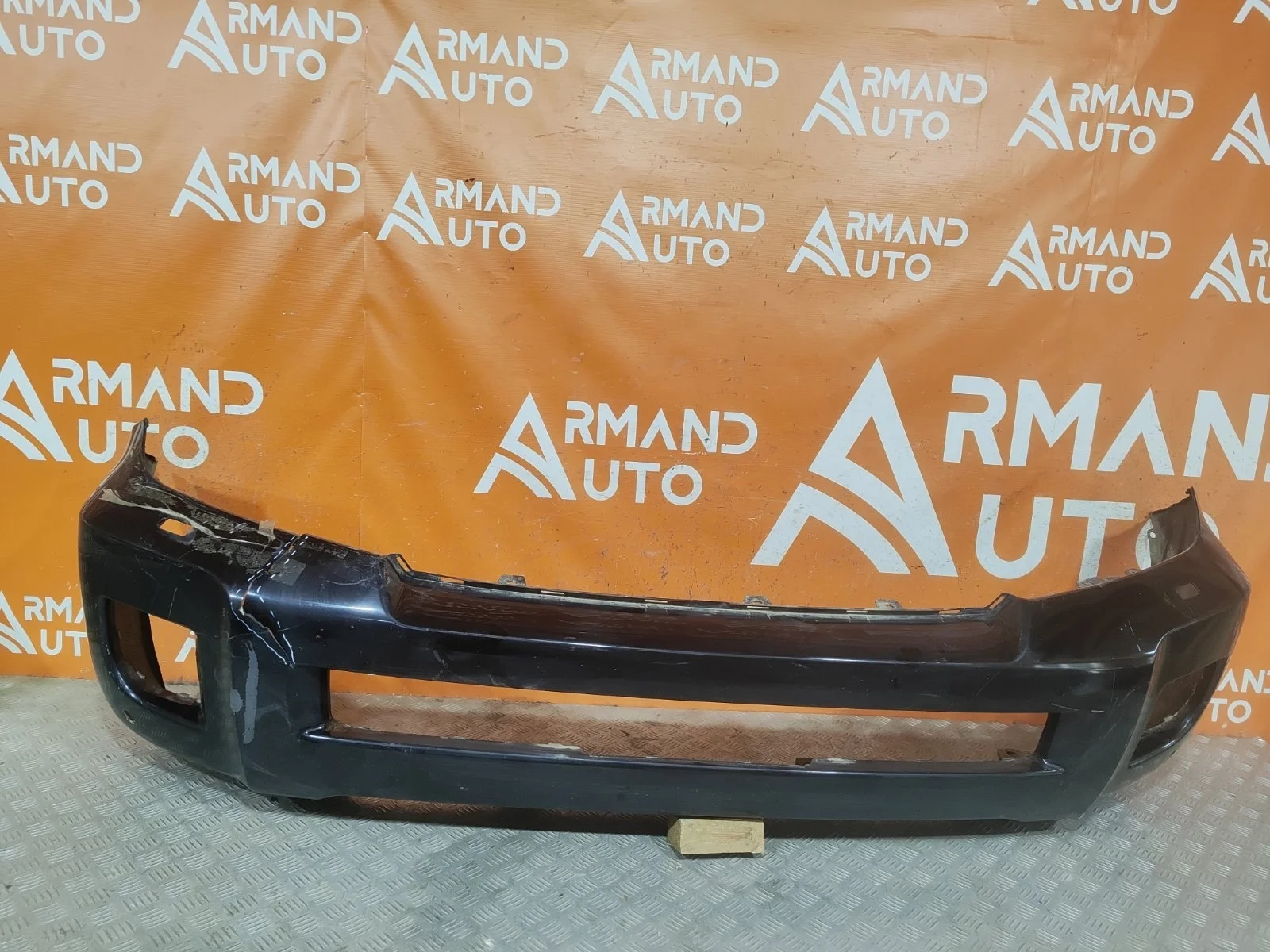 Бампер Toyota Land Cruiser 2012-2015 200