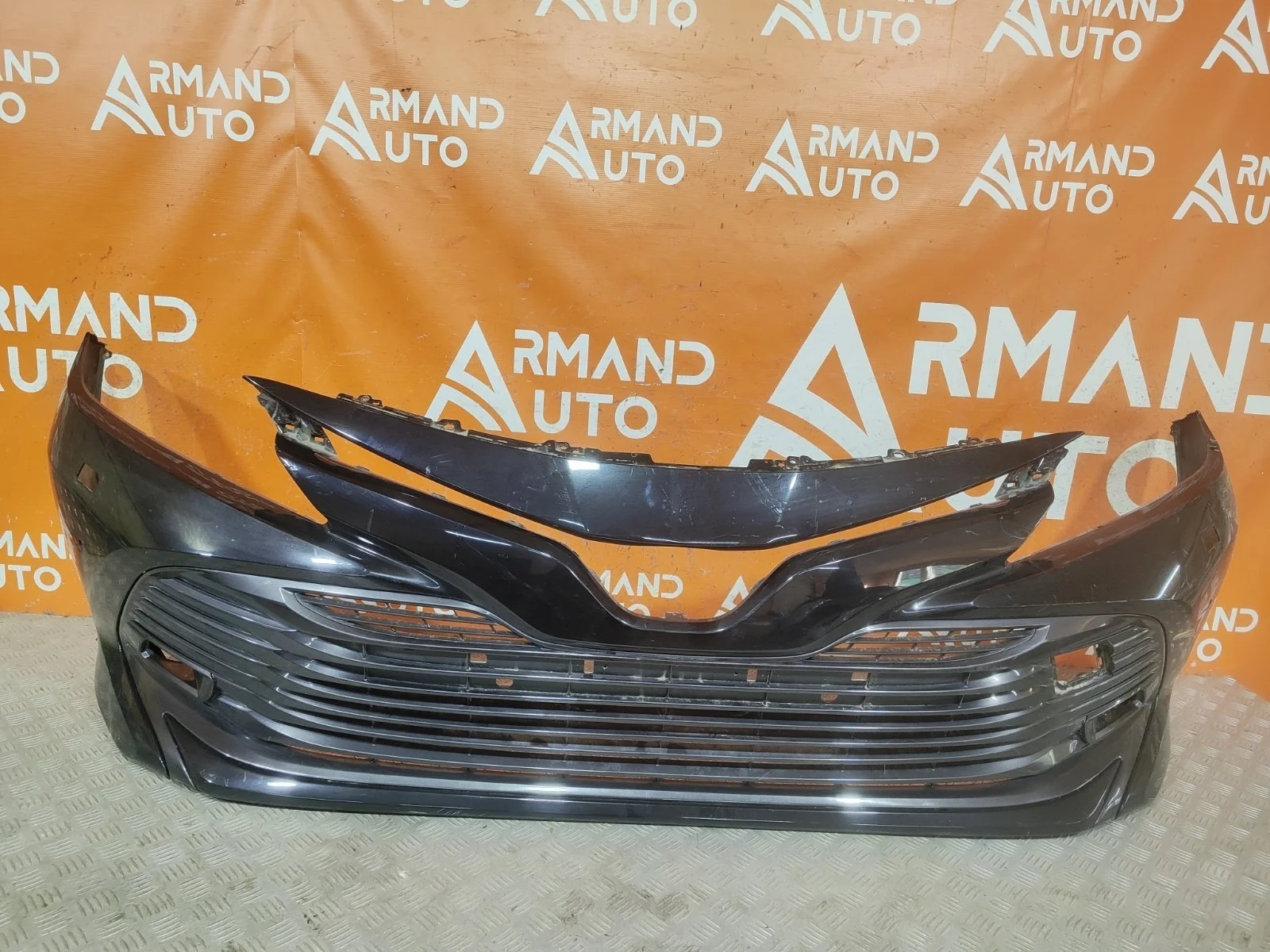 Бампер Toyota Camry 2017-2021 8 XV70