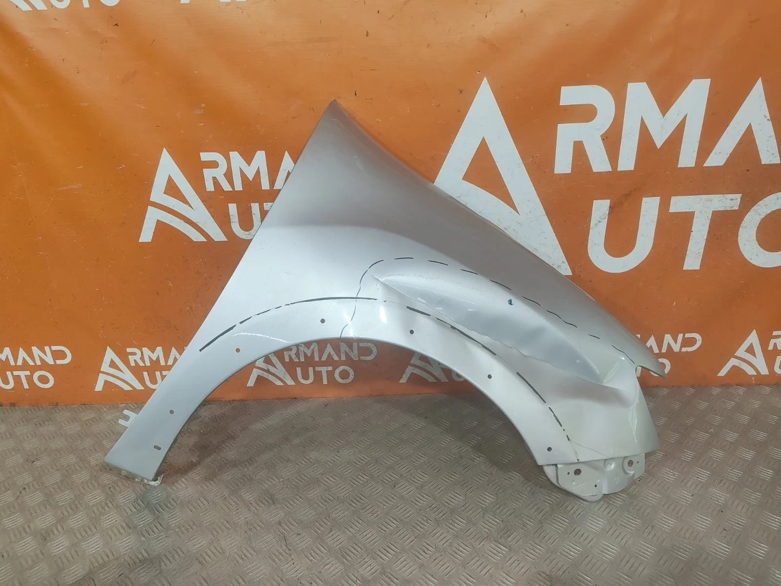 Крыло Renault Sandero 2013-2022