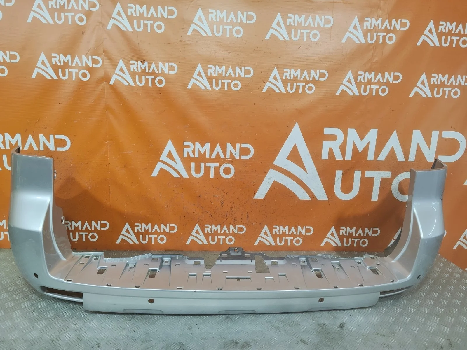 Бампер Toyota Land Cruiser Prado 2009-2017 150