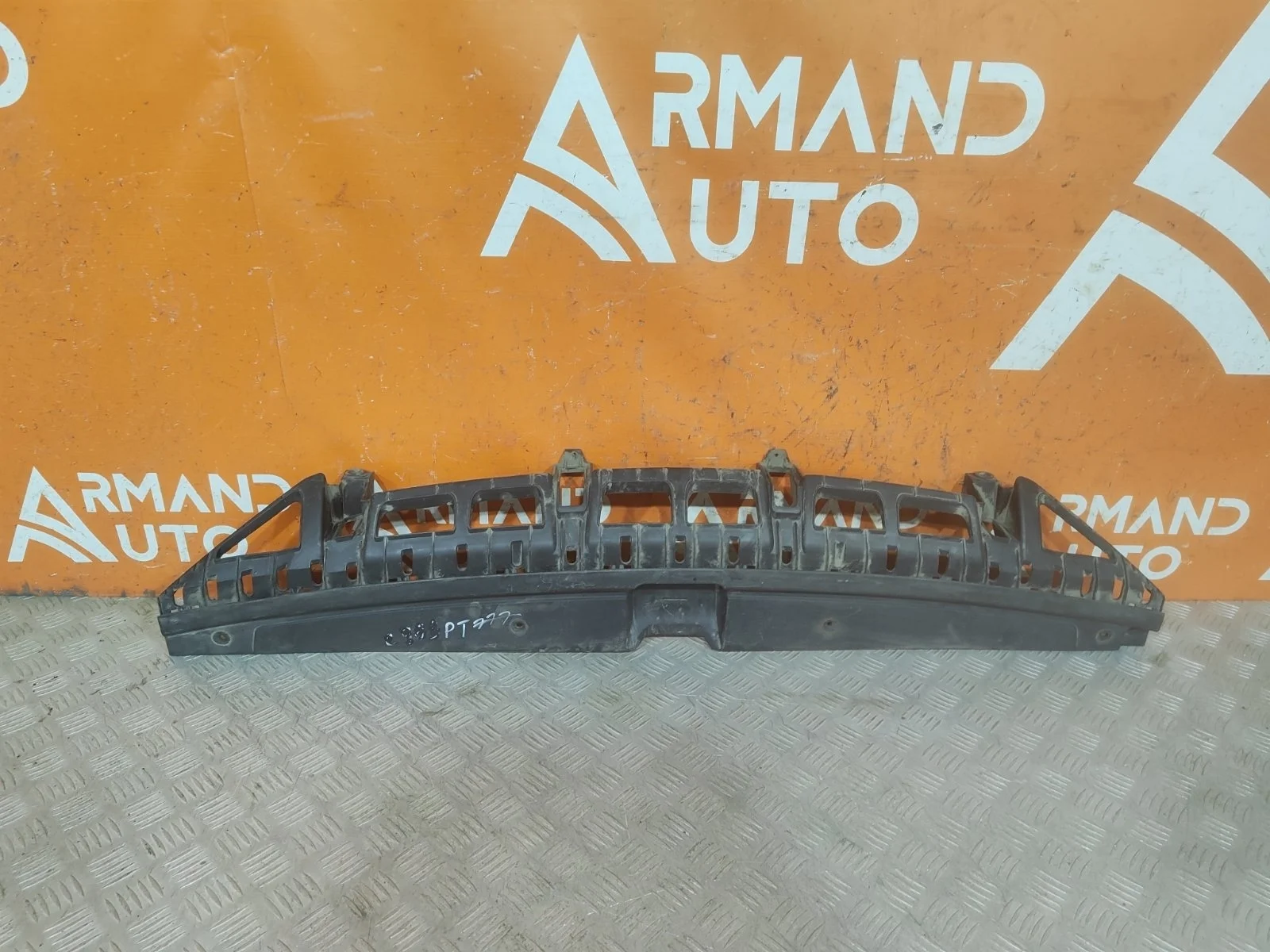 Кожух замка капота Hyundai Solaris 2017-2020