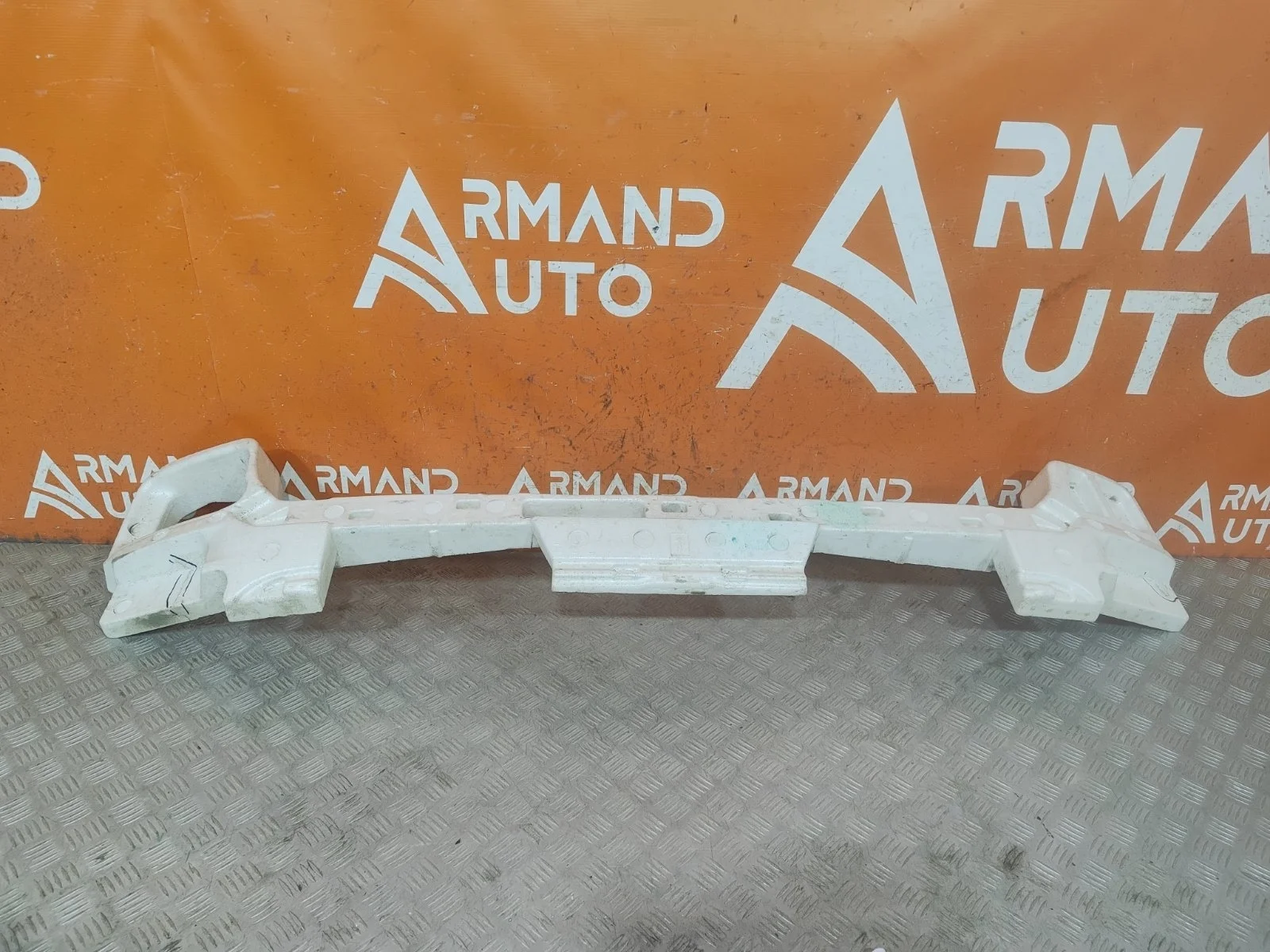 Абсорбер бампера Toyota Highlander 2010-2013 U40