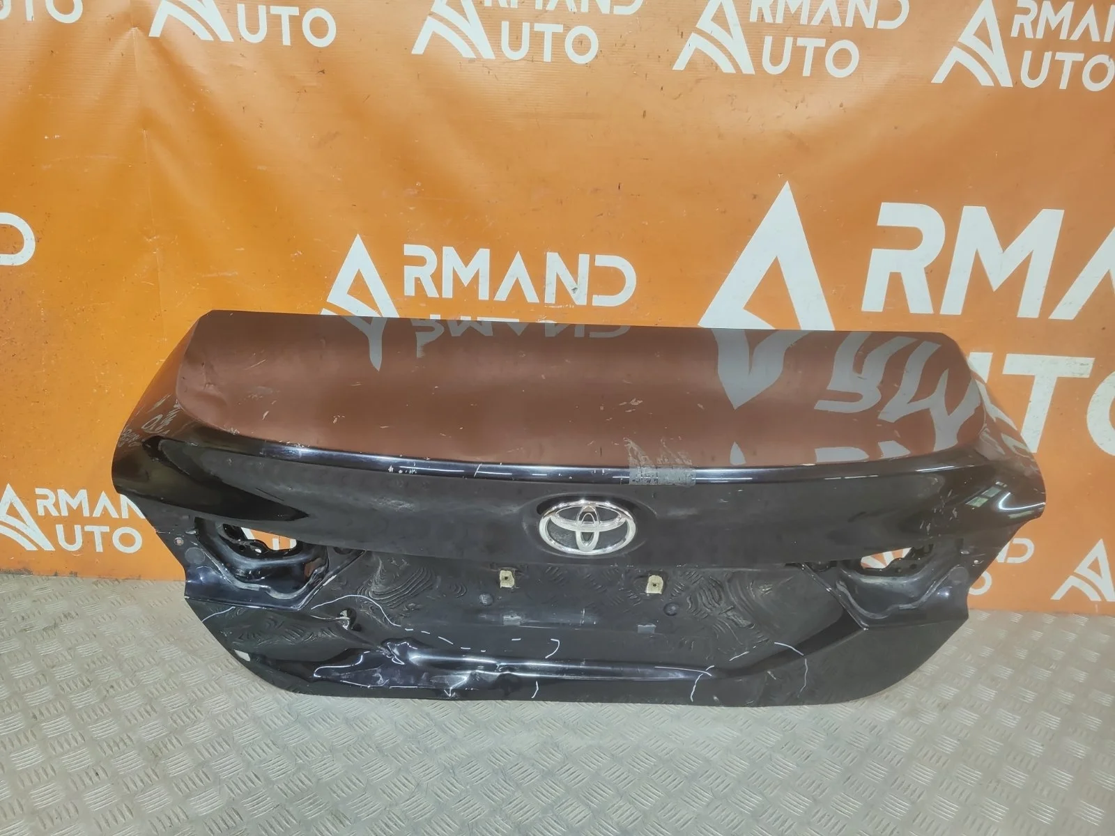 Крышка багажника Toyota Camry 2017-нв 8 XV70