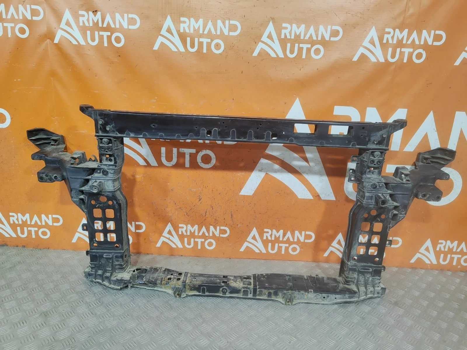 Панель передняя (суппорт радиатора) KIA Sorento 2014-2020 3 Prime UM