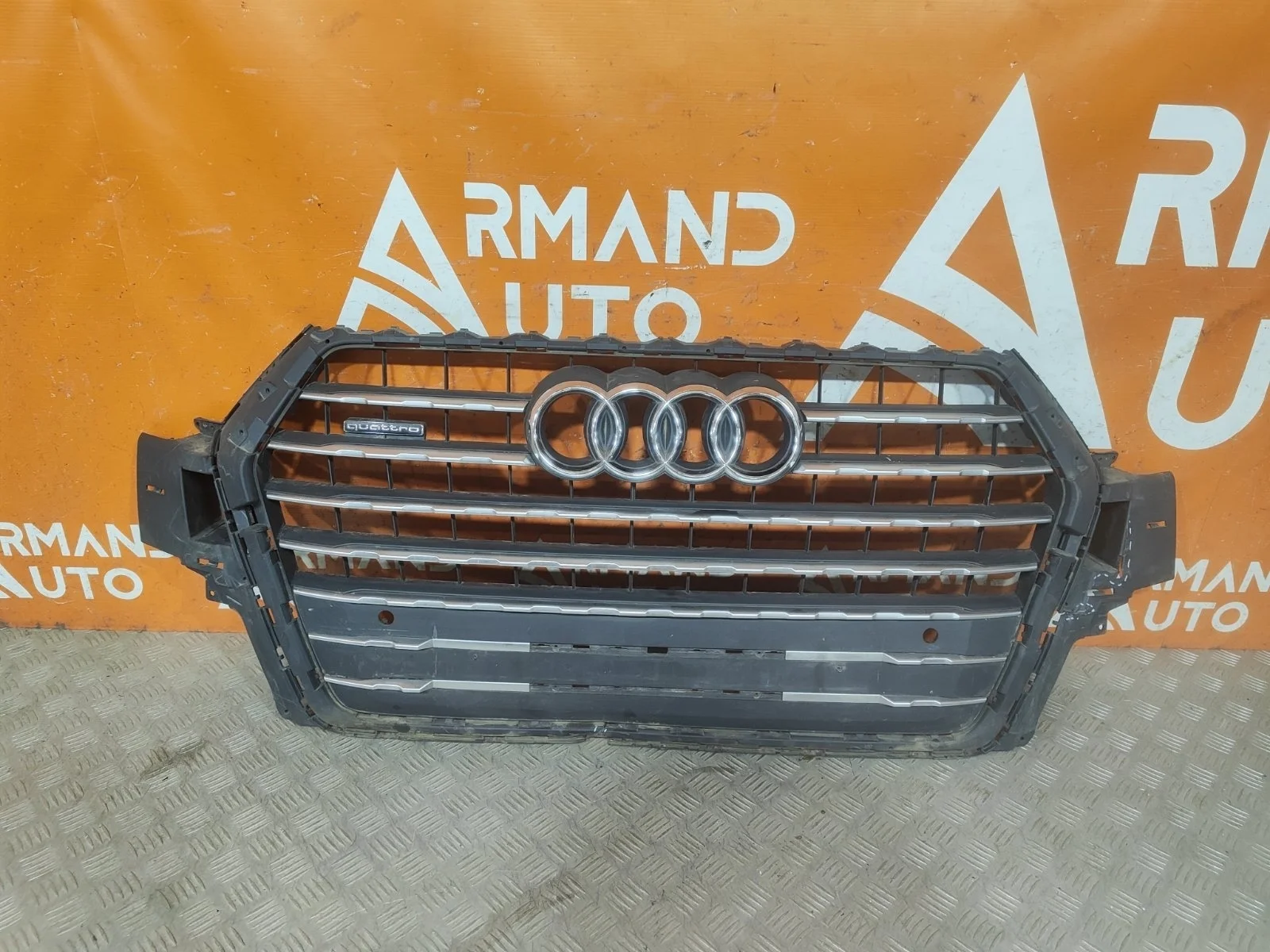 Решетка радиатора Audi Q7 2015-2020 4M