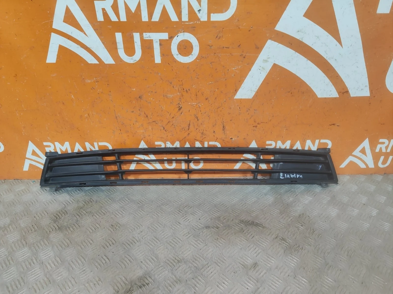 Решетка бампера Hyundai Elantra 2006-2011 4 HD