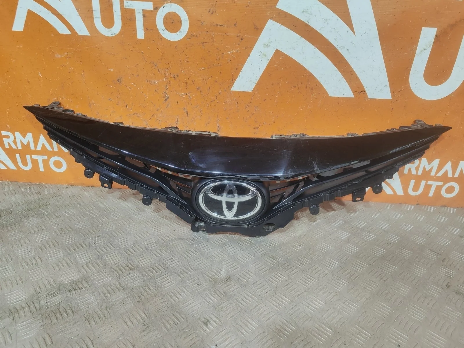 Решетка радиатора Toyota Camry 2020-нв 8 XV70