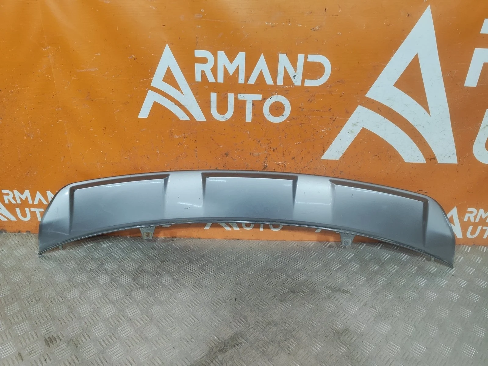 Накладка бампера Kia Sorento 2020-нв 4